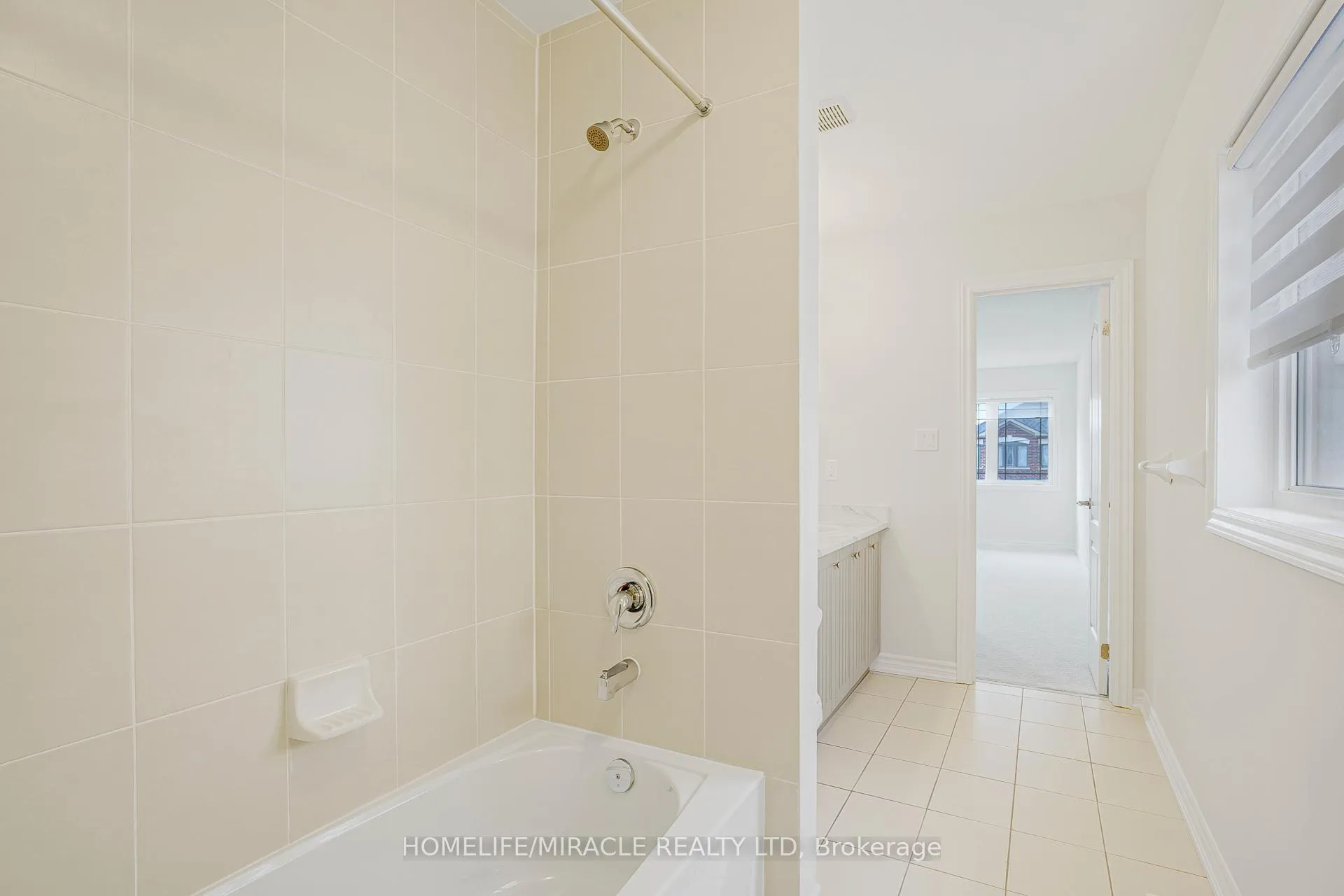 Photo 24 of 120 Baker Street, Thorold, Thorold Downtown — HOMEH