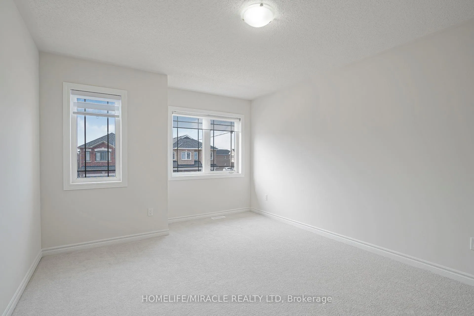 Photo 26 of 120 Baker Street, Thorold, Thorold Downtown — HOMEH