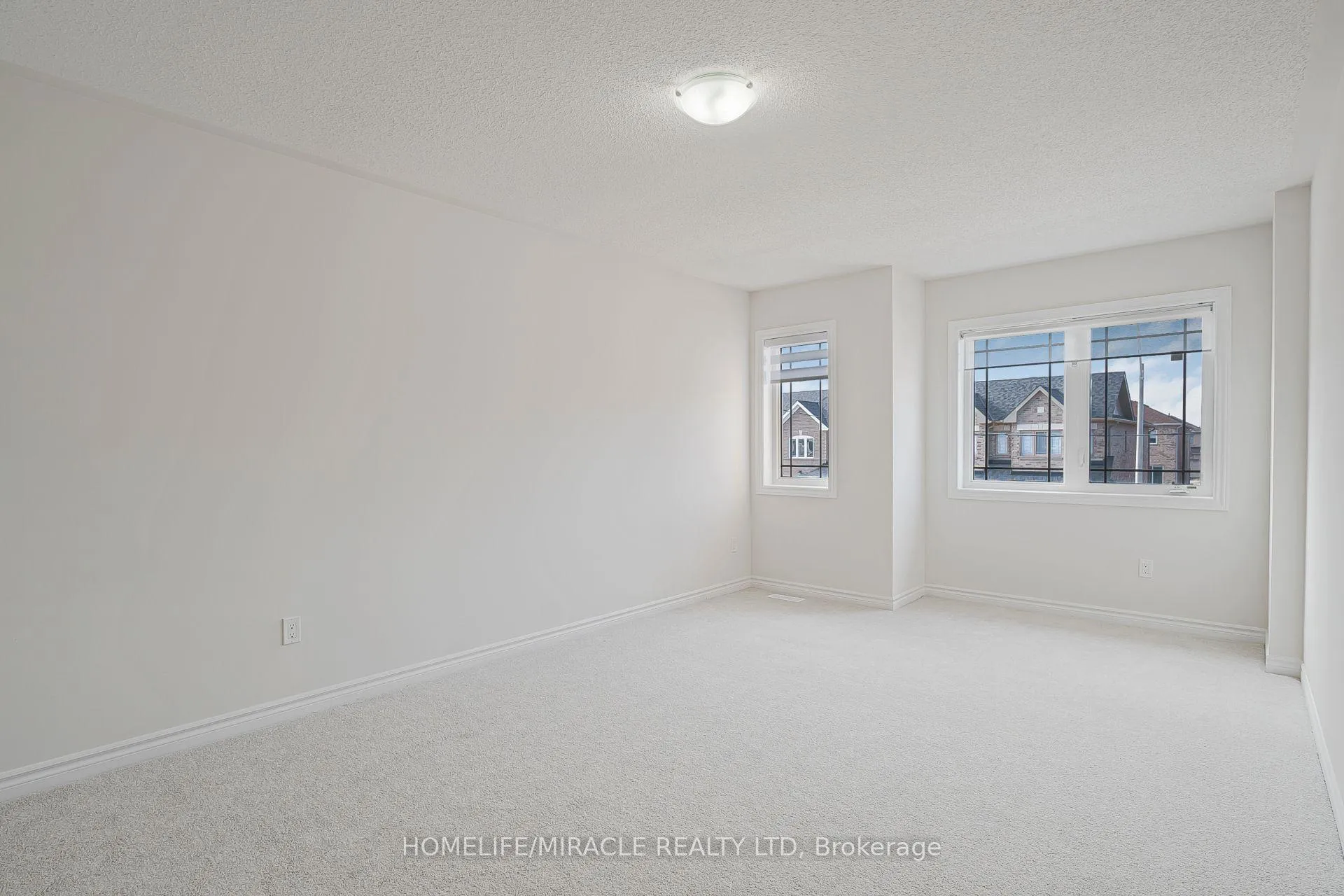 Photo 28 of 120 Baker Street, Thorold, Thorold Downtown — HOMEH