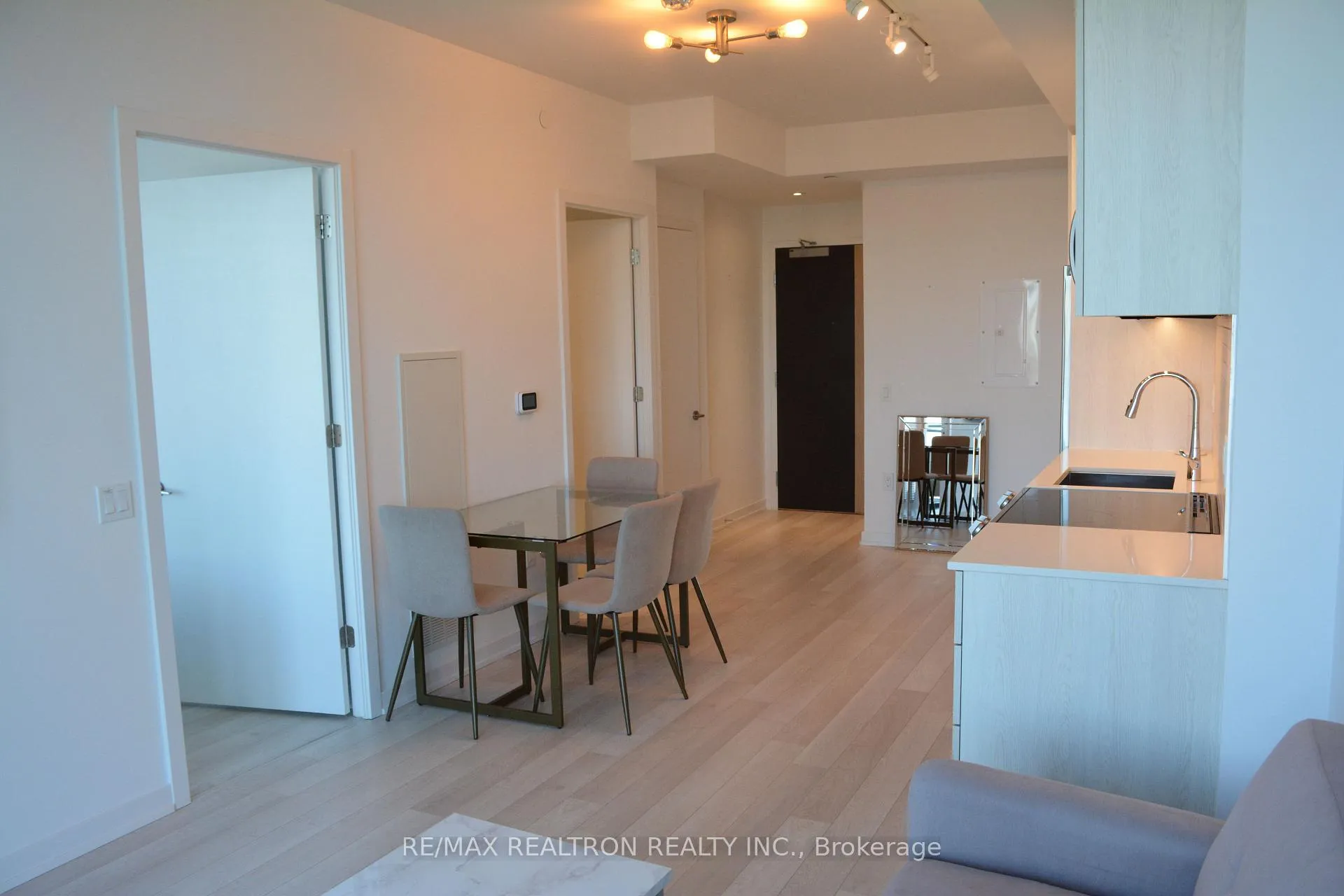 Photo 6 of Unit 2210, 48 Power Street, Toronto, Moss Park — HOMEH