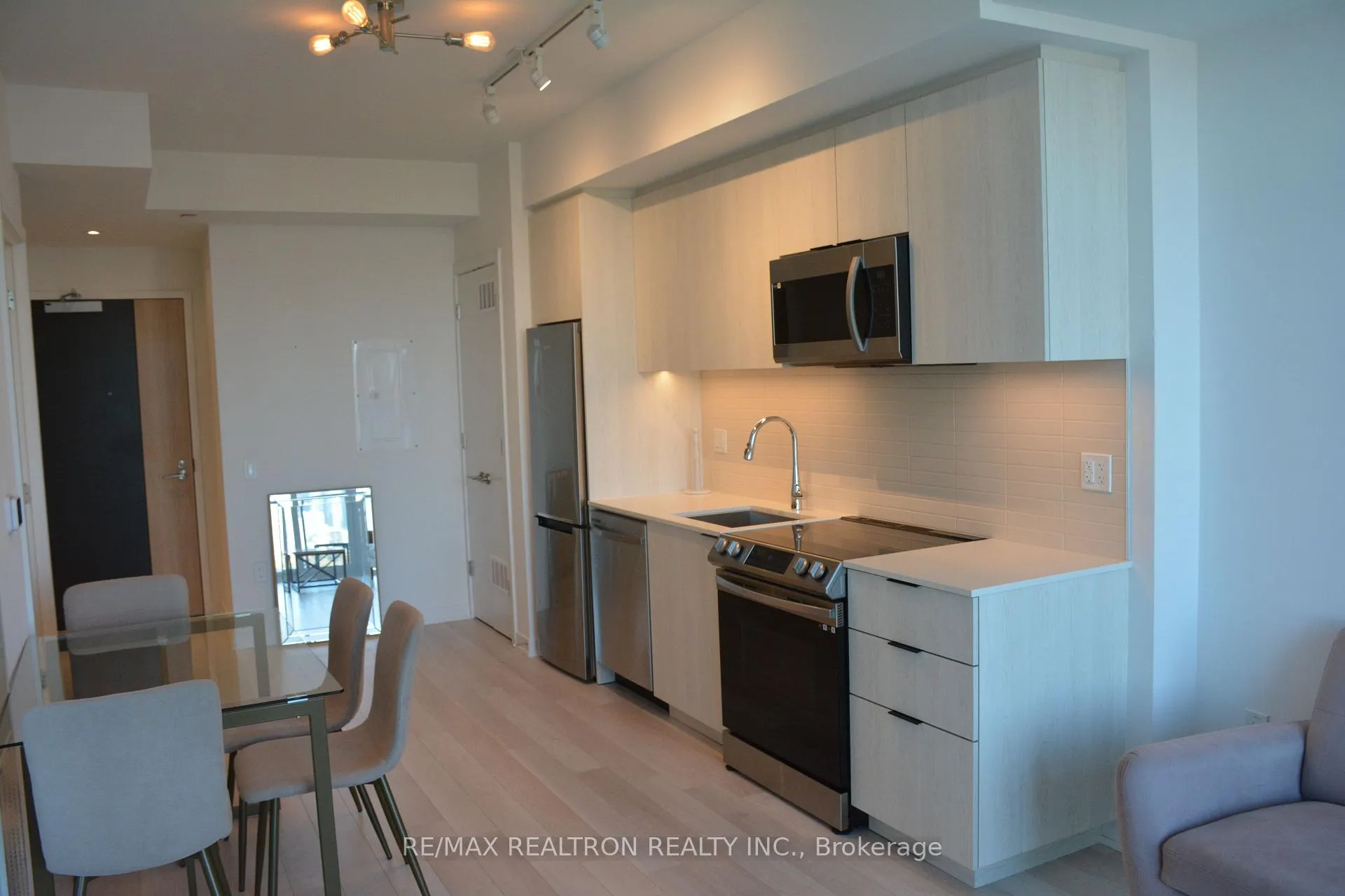 Photo 9 of Unit 2210, 48 Power Street, Toronto, Moss Park — HOMEH