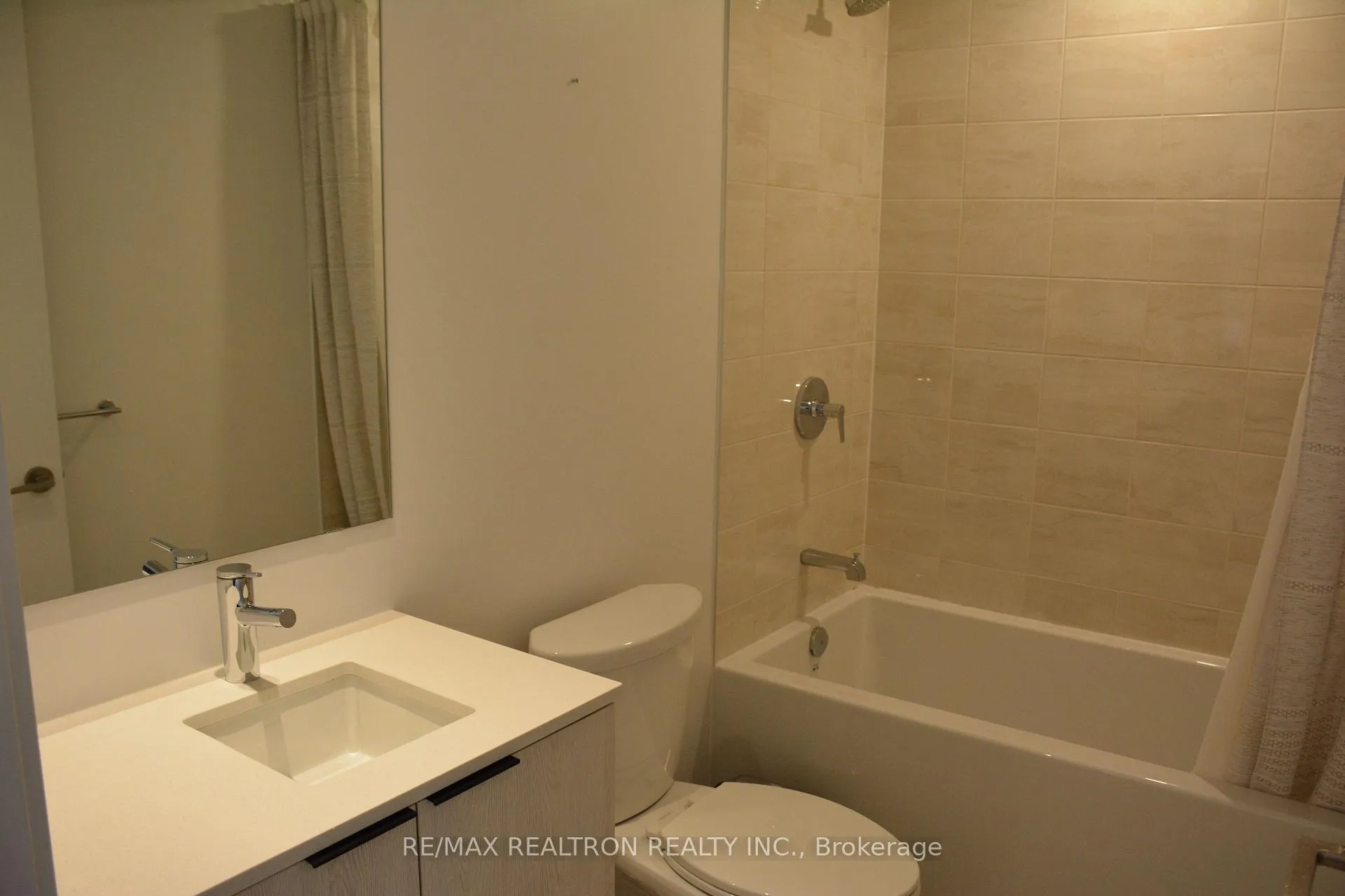 Photo 12 of Unit 2210, 48 Power Street, Toronto, Moss Park — HOMEH