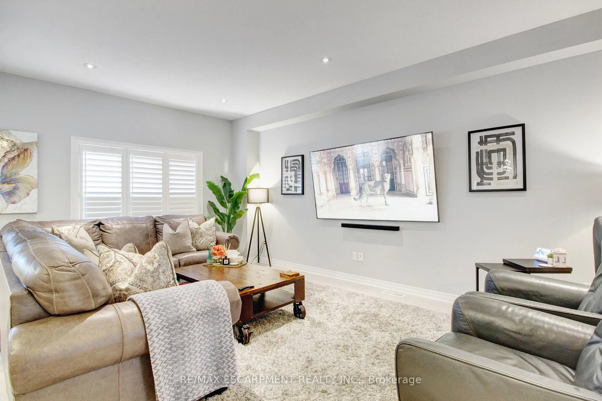 Photo 8 of Unit 22, 120 Vineberg Drive, Hamilton, Allison — HOMEH