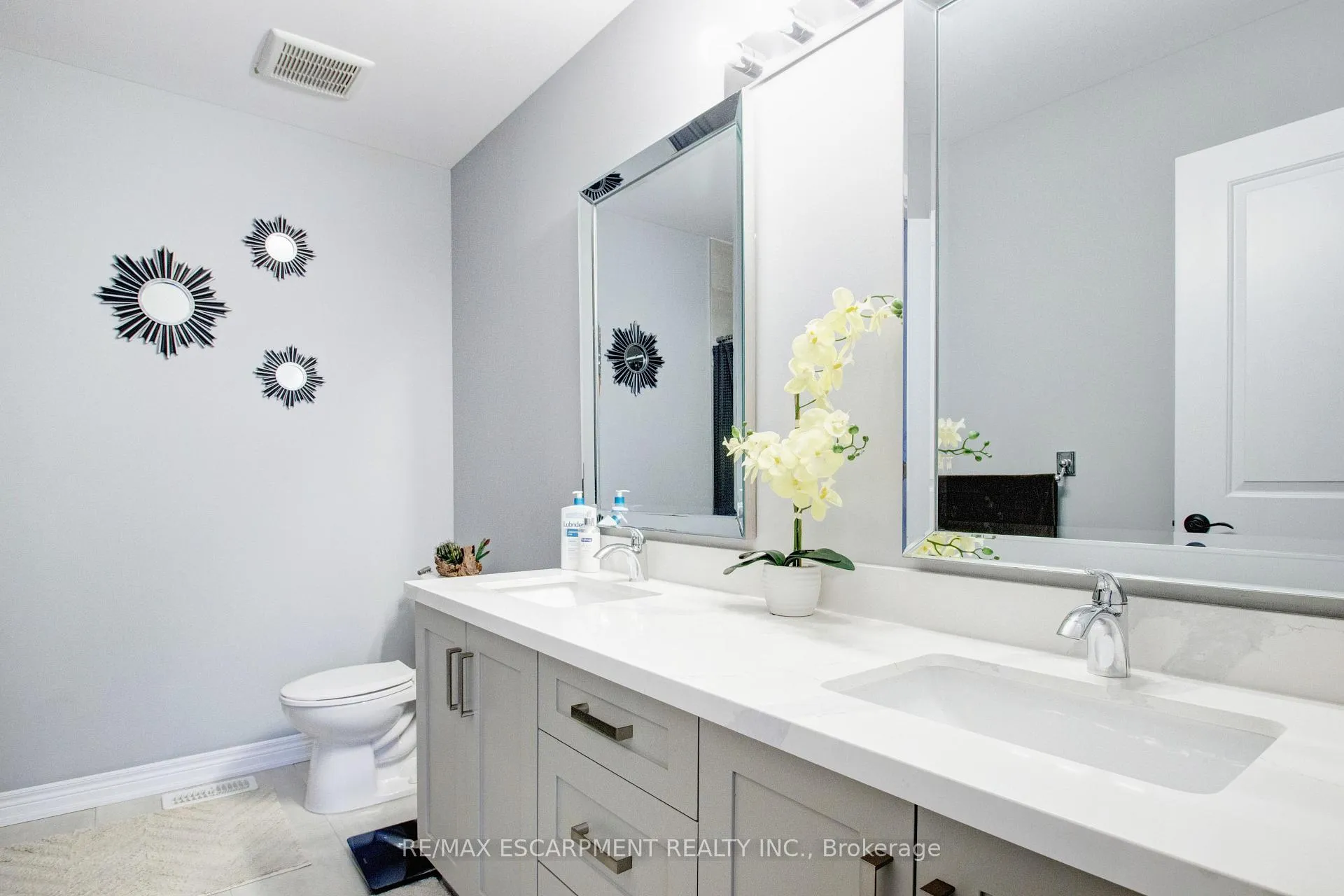 Photo 33 of Unit 22, 120 Vineberg Drive, Hamilton, Allison — HOMEH
