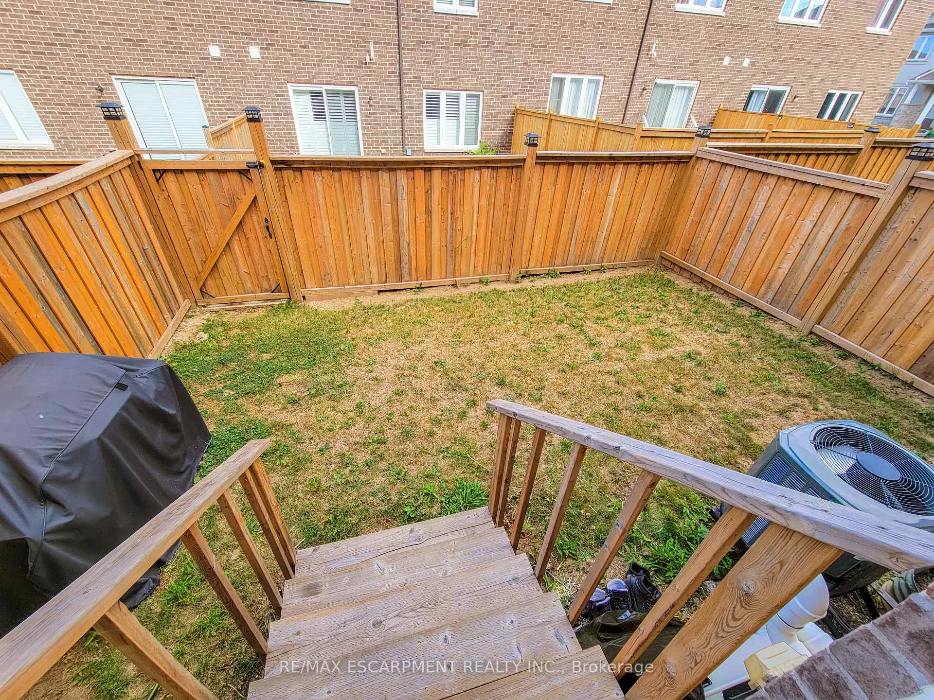 Photo 42 of Unit 22, 120 Vineberg Drive, Hamilton, Allison — HOMEH