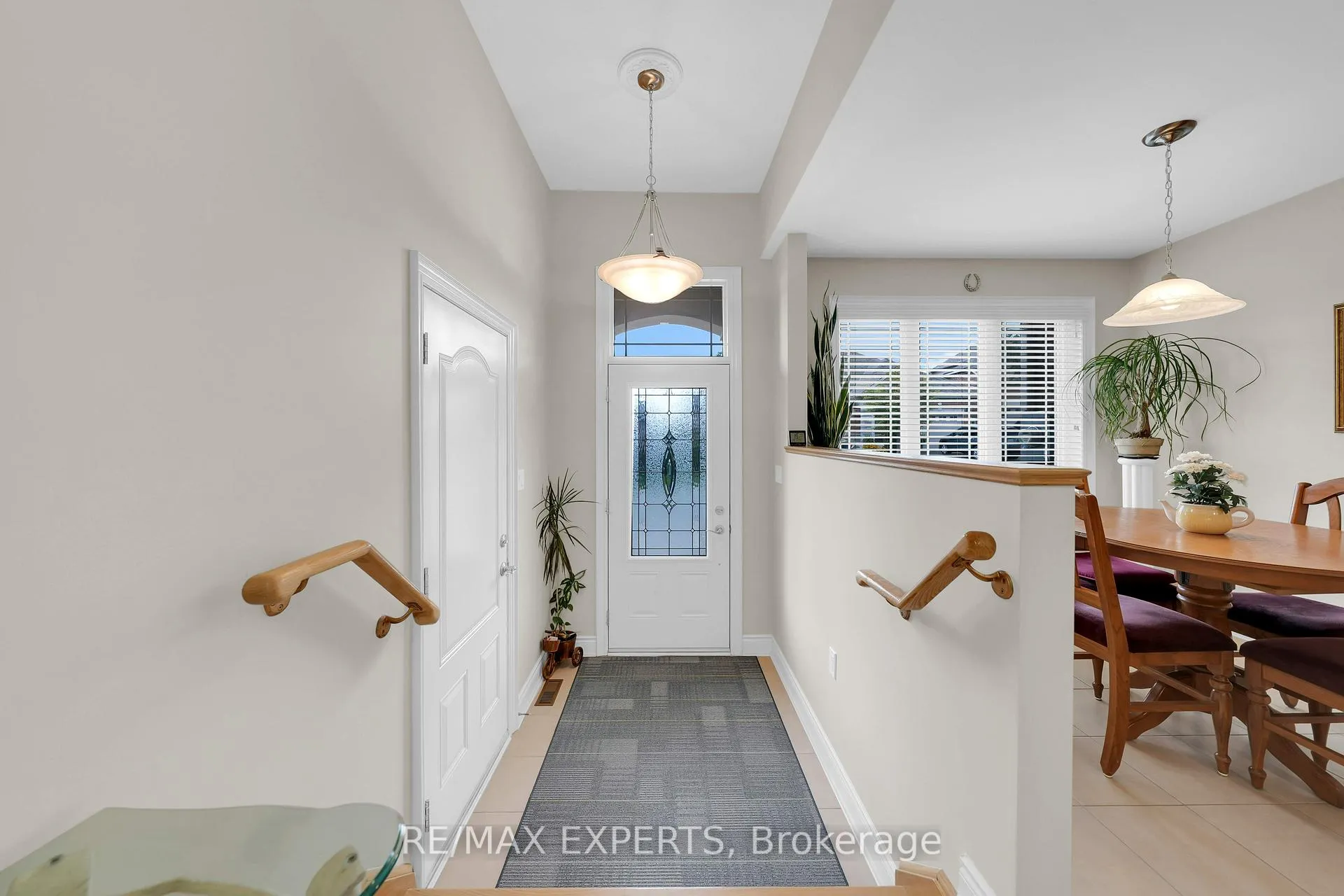 Photo 3 of Unit 20, 19 Upper Highland, New Tecumseth, Alliston — HOMEH