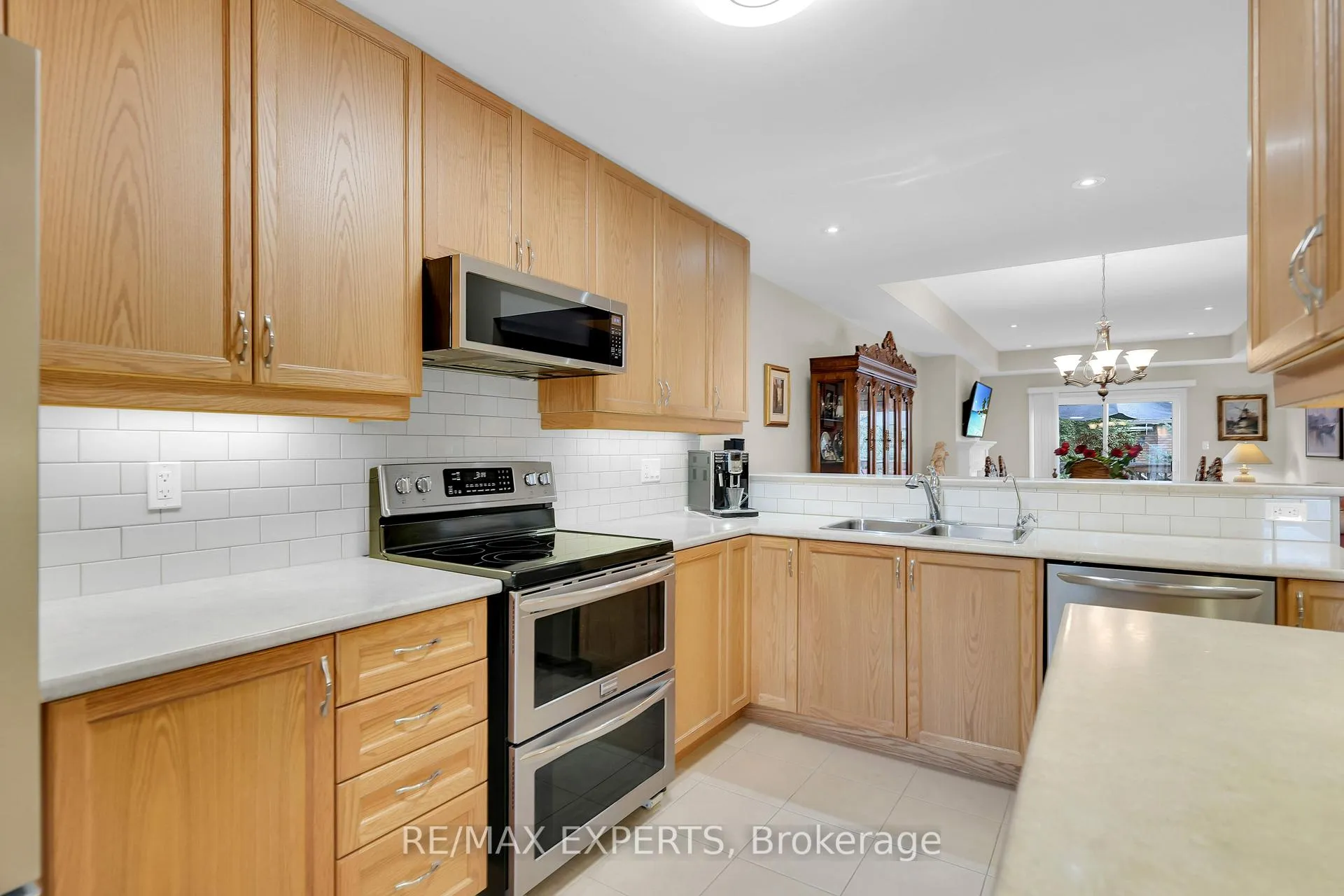 Photo 7 of Unit 20, 19 Upper Highland, New Tecumseth, Alliston — HOMEH