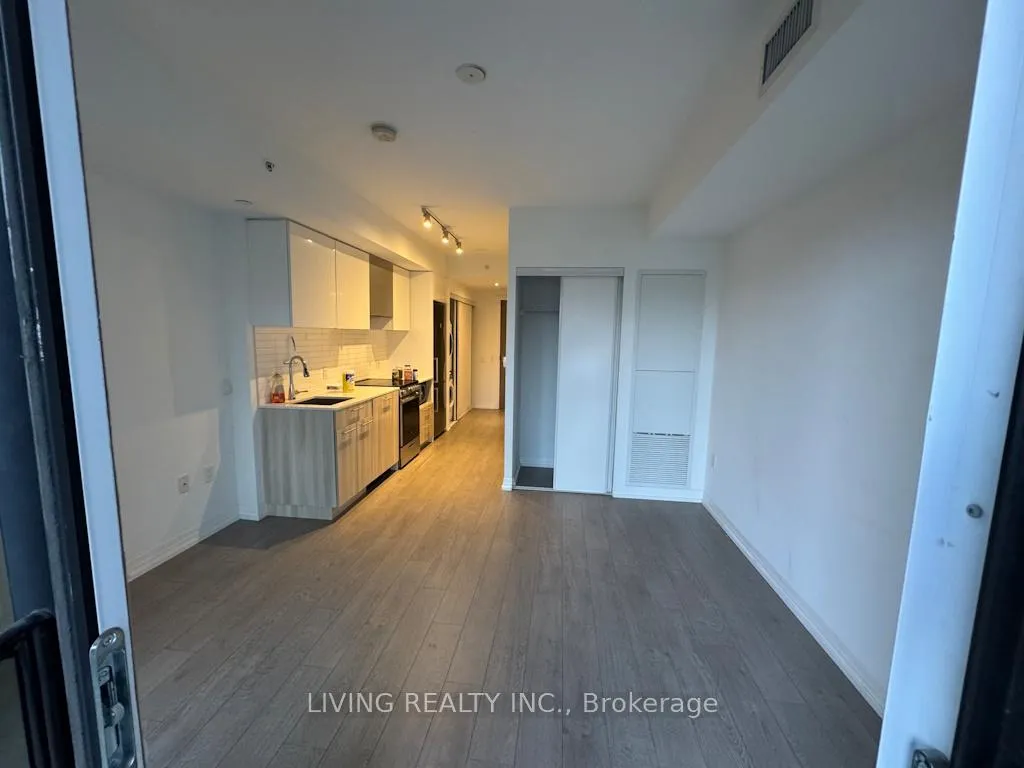 Front of Unit 802, 251 Jarvis Street
