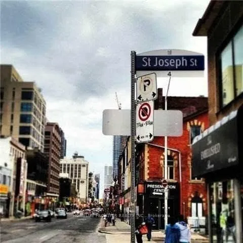 Photo 6 of Unit 1111, 5 St Joseph Street, Toronto, Bay Street Corridor — HOMEH