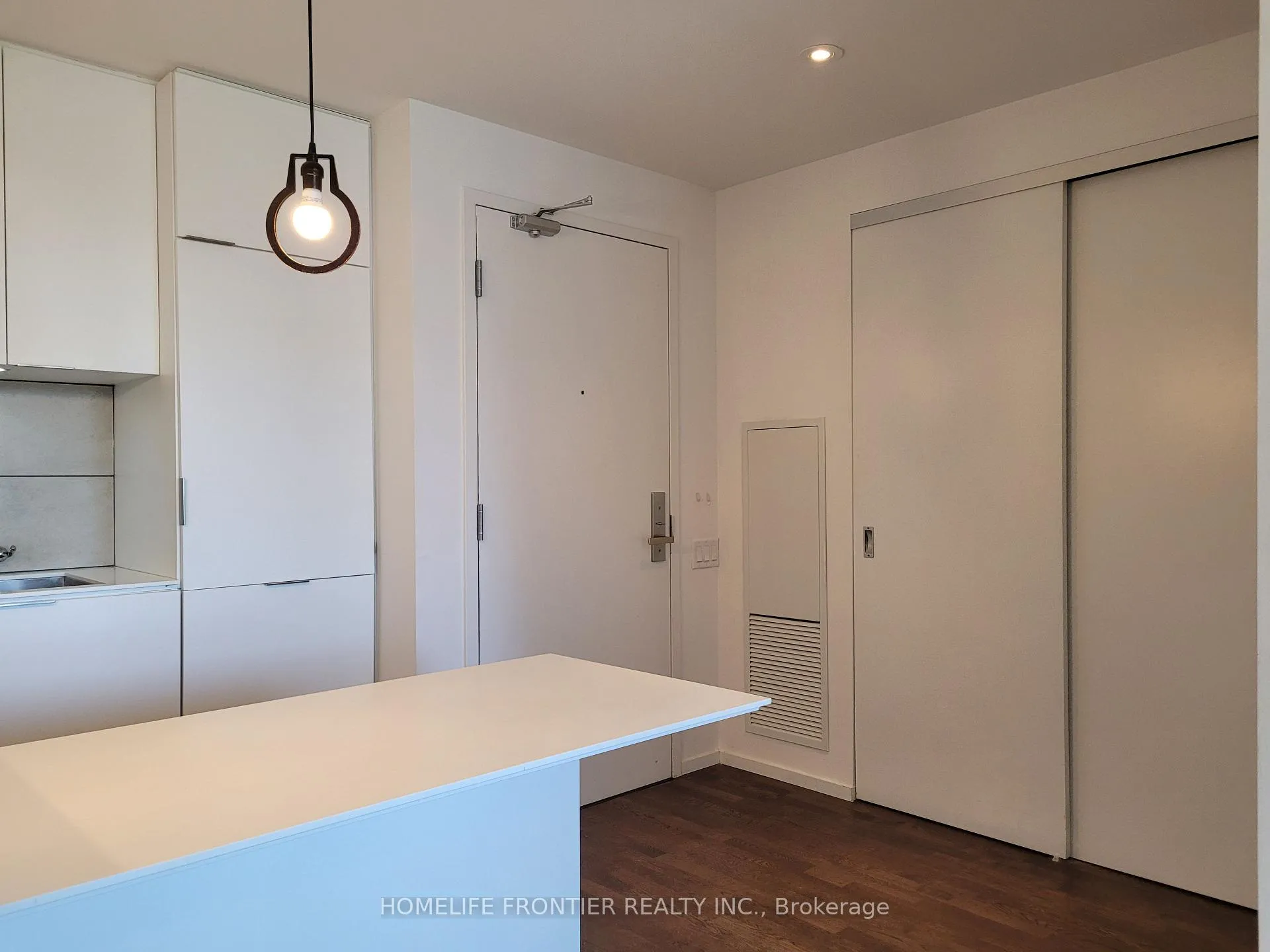 Photo 7 of Unit 1111, 5 St Joseph Street, Toronto, Bay Street Corridor — HOMEH