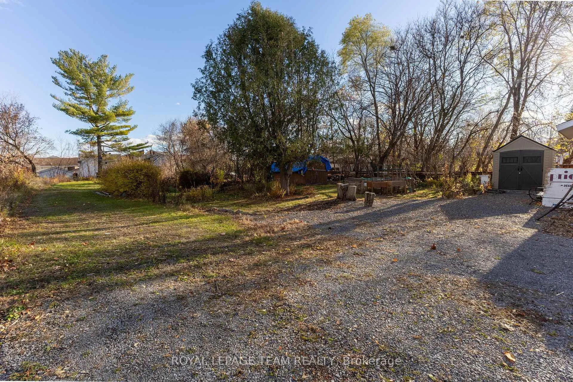 Photo 21 of 31 Daniel Street N, Arnprior — HOMEH
