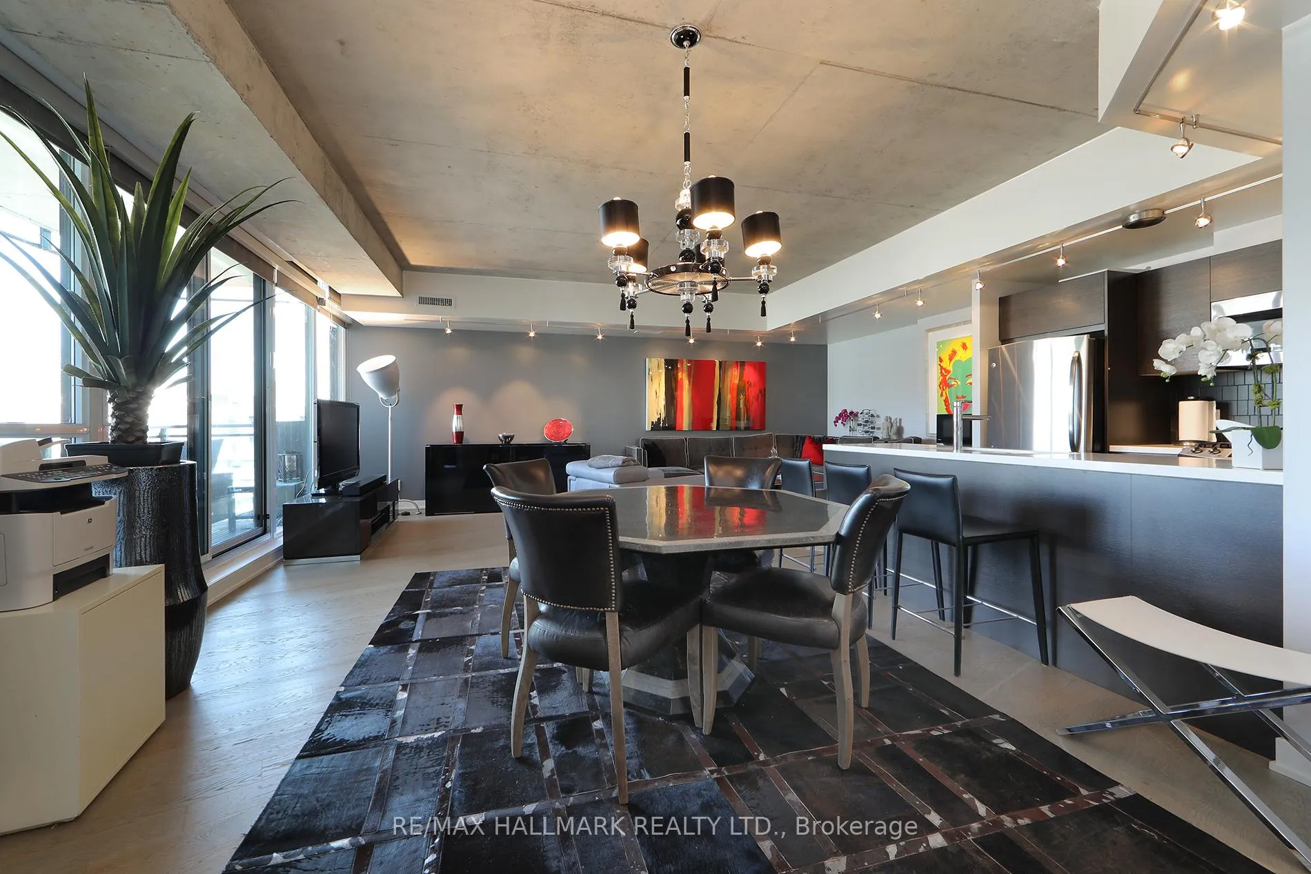 Photo 3 of Unit 1104, 318 King Street E, Toronto, Moss Park — HOMEH