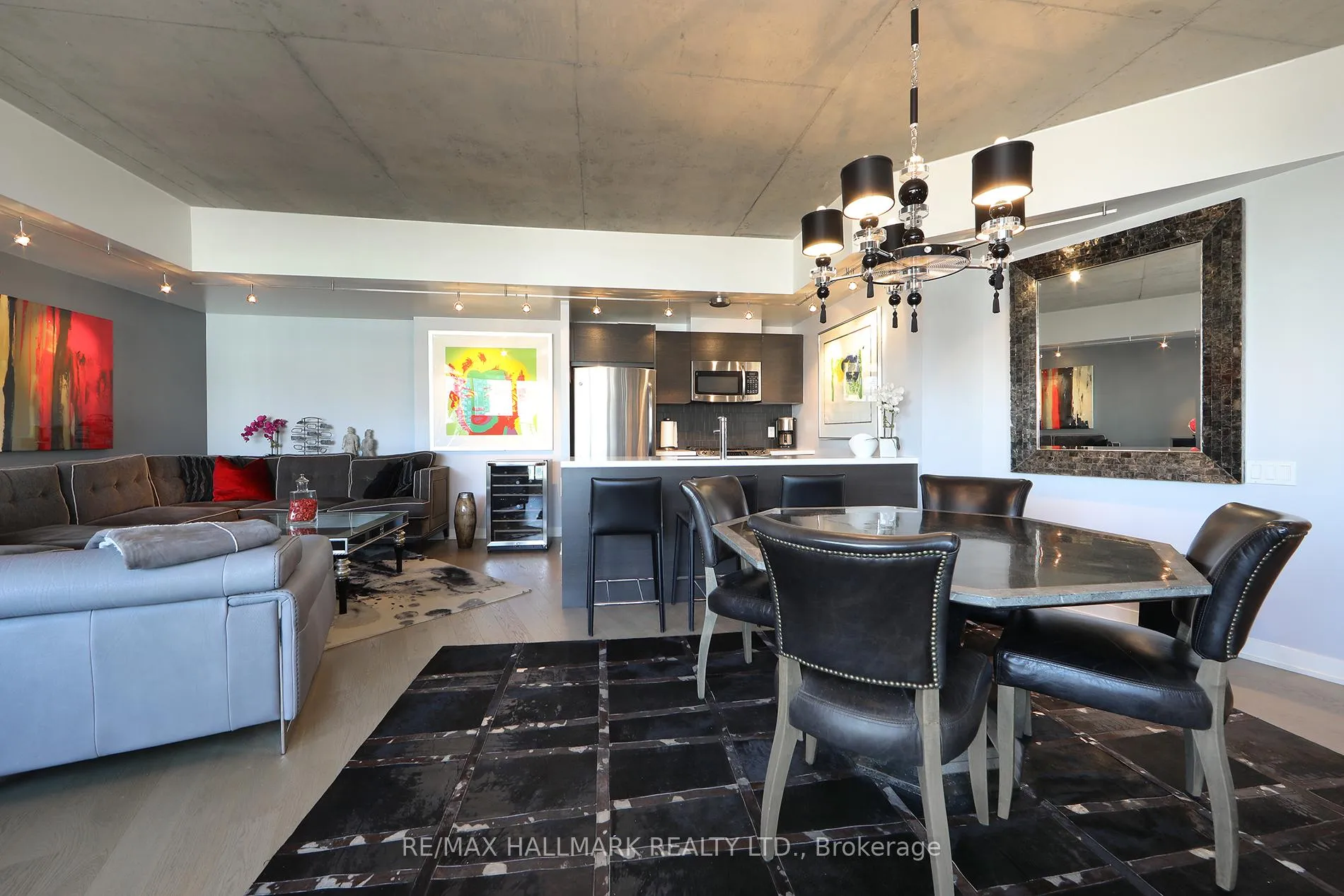 Photo 6 of Unit 1104, 318 King Street E, Toronto, Moss Park — HOMEH