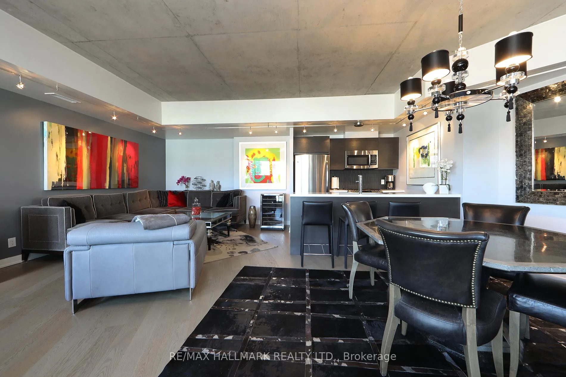 Photo 7 of Unit 1104, 318 King Street E, Toronto, Moss Park — HOMEH