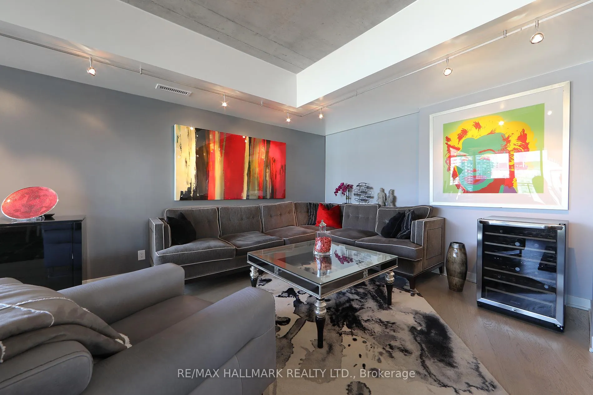 Photo 11 of Unit 1104, 318 King Street E, Toronto, Moss Park — HOMEH