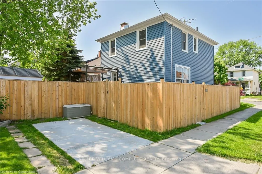 Photo 40 of 50 York Street, St. Catharines, Downtown — HOMEH