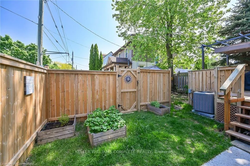 Photo 41 of 50 York Street, St. Catharines, Downtown — HOMEH