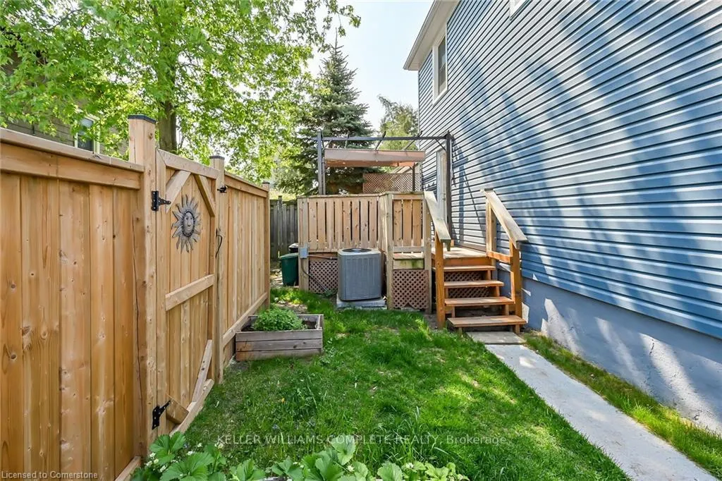 Photo 42 of 50 York Street, St. Catharines, Downtown — HOMEH