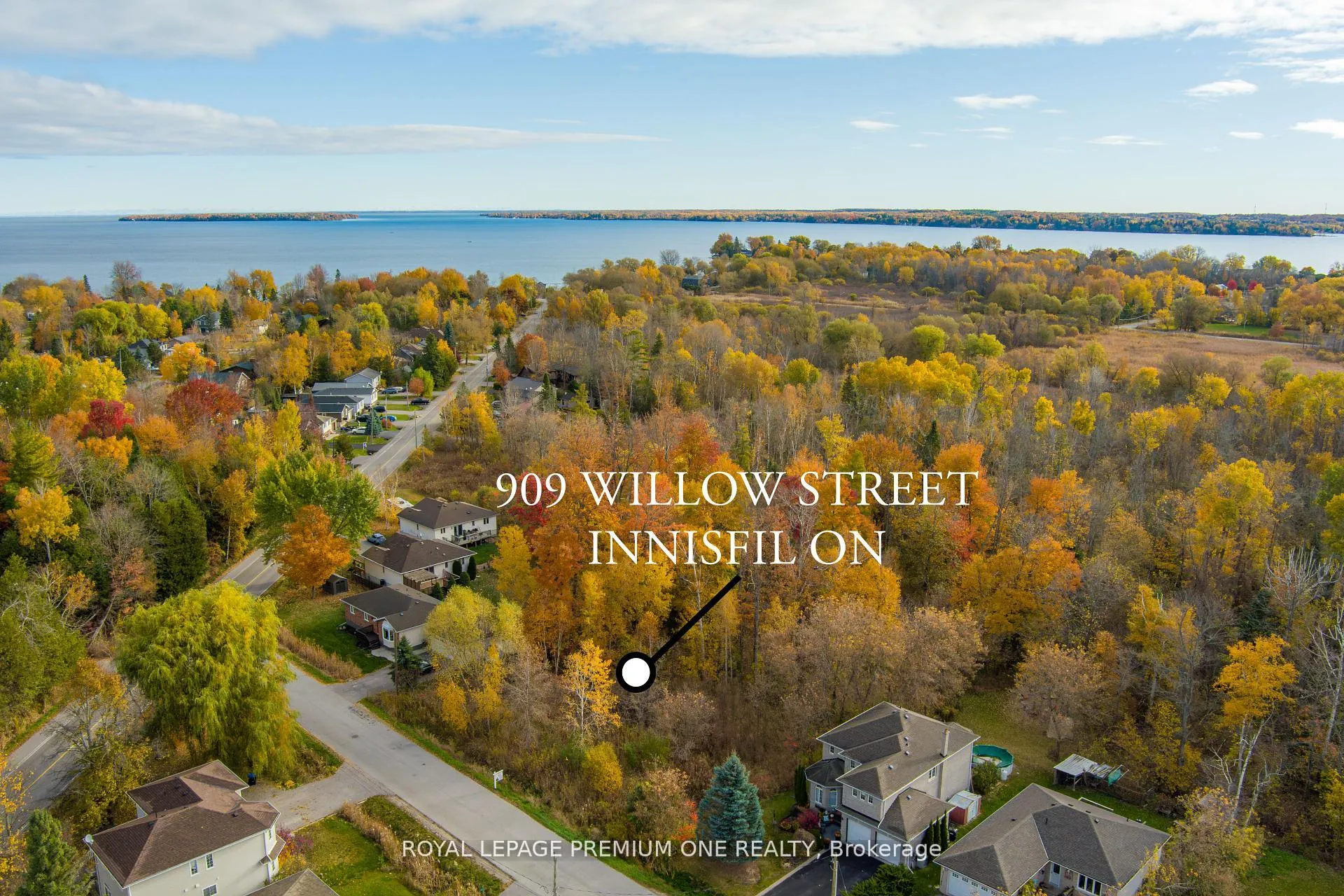 Photo 6 of 909B Willow Street, Innisfil, Lefroy — HOMEH
