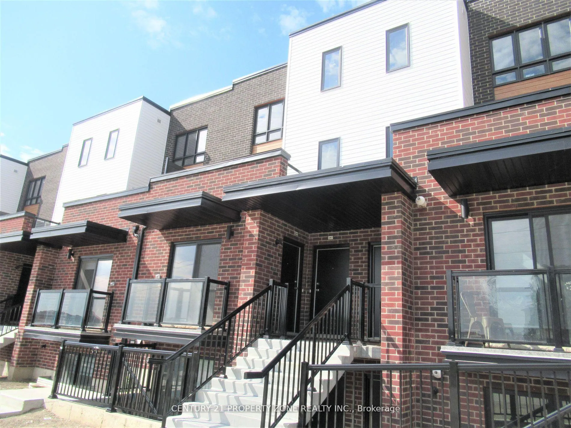 Photo 2 of 245 Chapel Hill Drive, Kitchener, Doon South — HOMEH