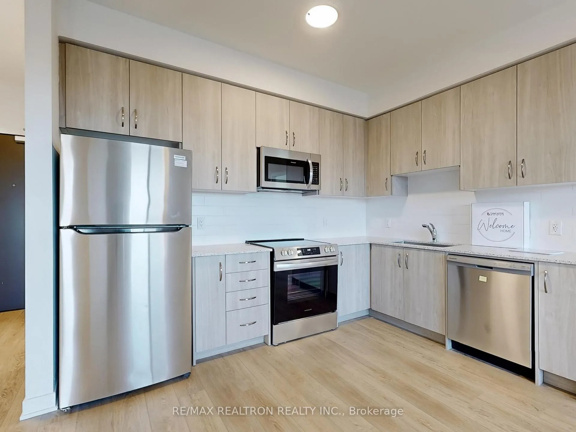 Photo 13 of Unit 413, 385 Arctic Red Drive, Oshawa, Windfields — HOMEH