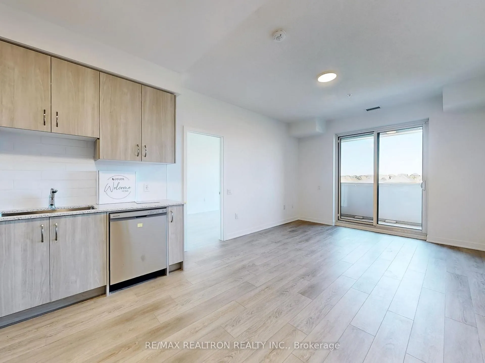 Photo 14 of Unit 413, 385 Arctic Red Drive, Oshawa, Windfields — HOMEH