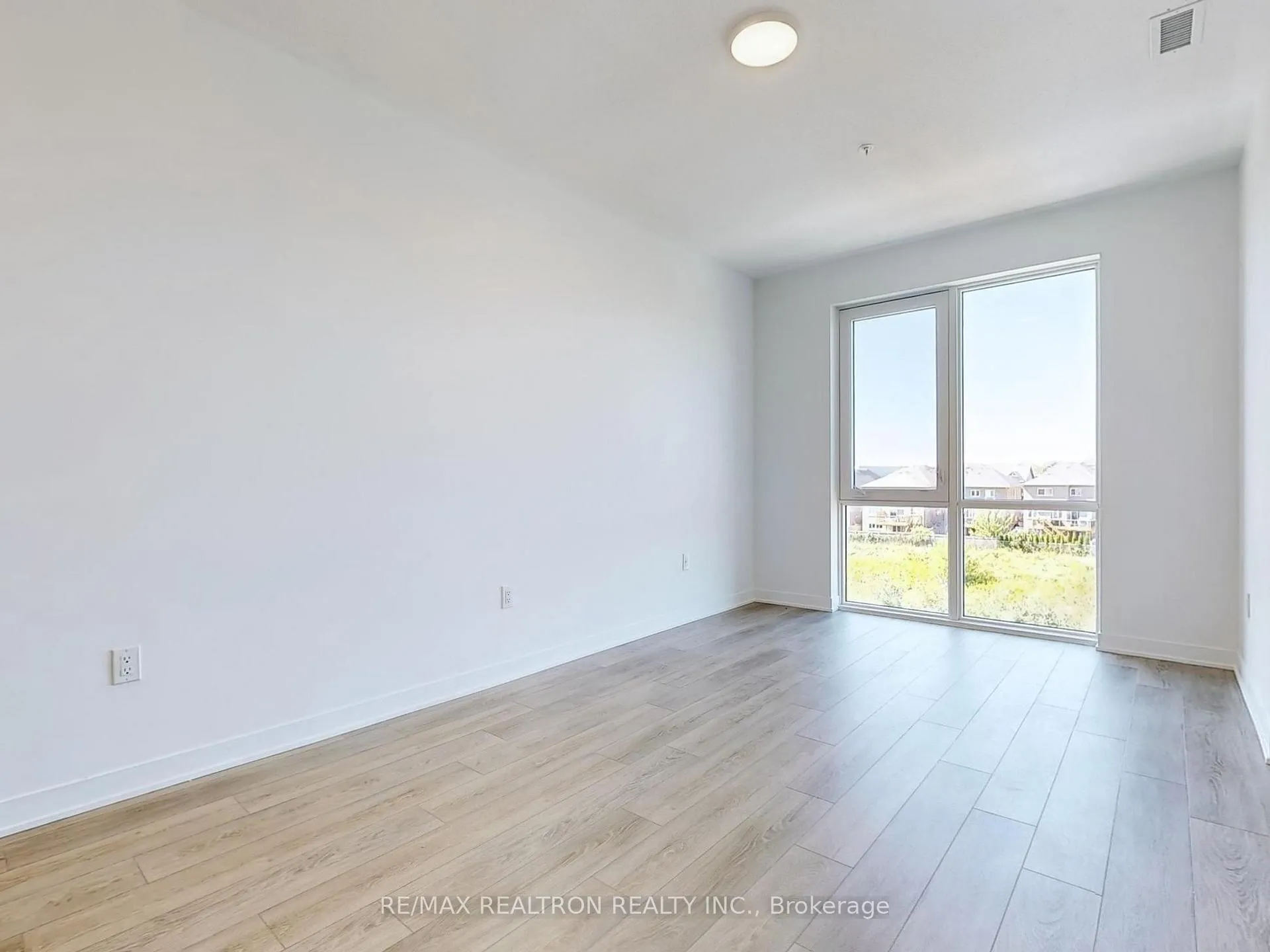 Photo 16 of Unit 413, 385 Arctic Red Drive, Oshawa, Windfields — HOMEH