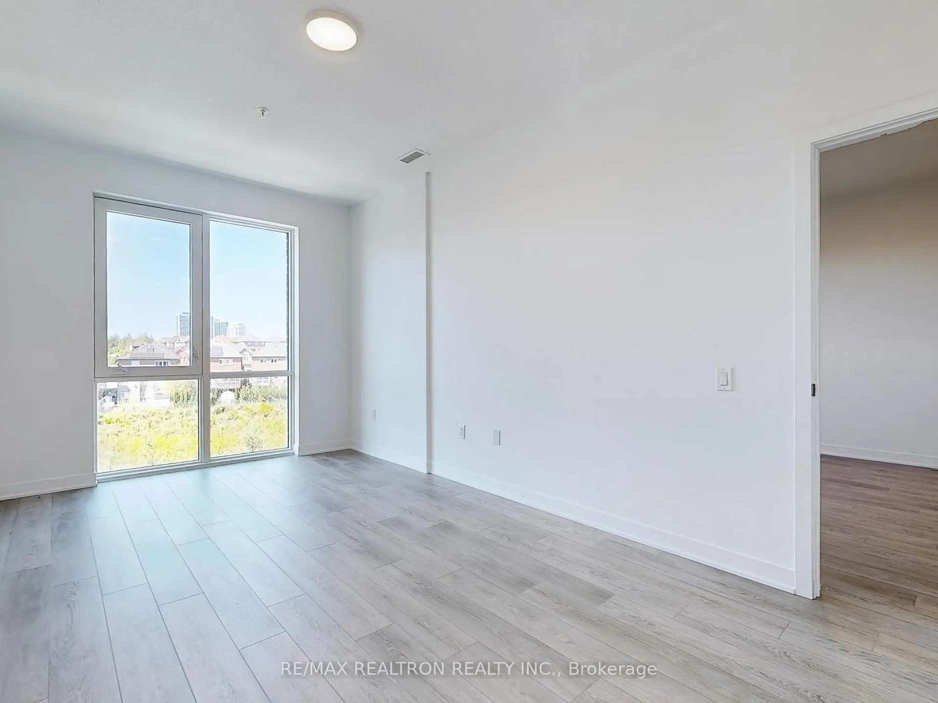 Photo 17 of Unit 413, 385 Arctic Red Drive, Oshawa, Windfields — HOMEH