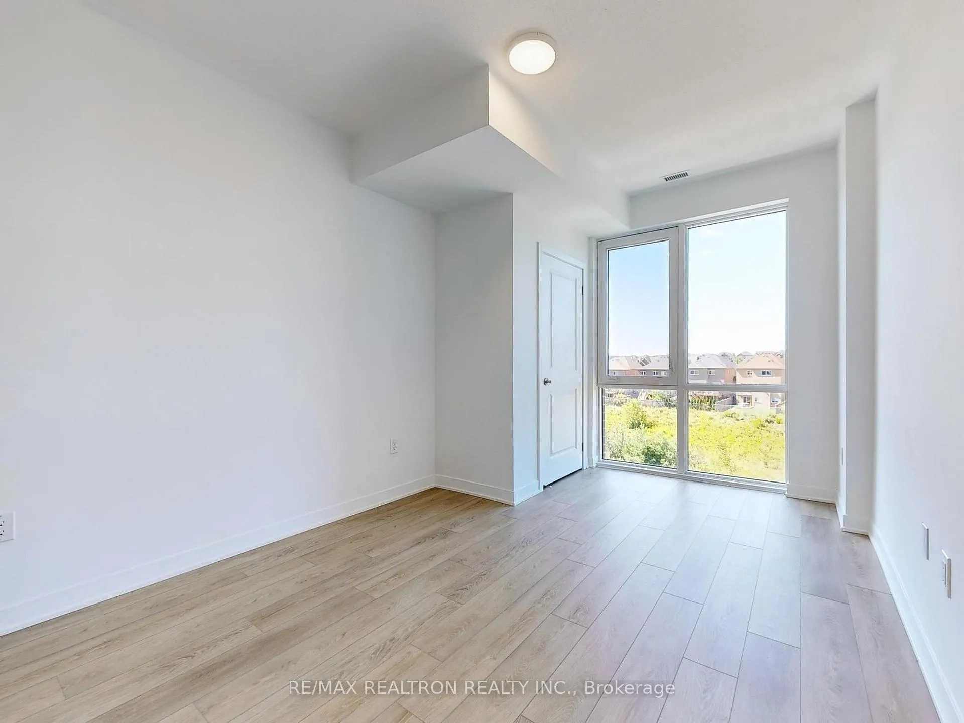 Photo 21 of Unit 413, 385 Arctic Red Drive, Oshawa, Windfields — HOMEH
