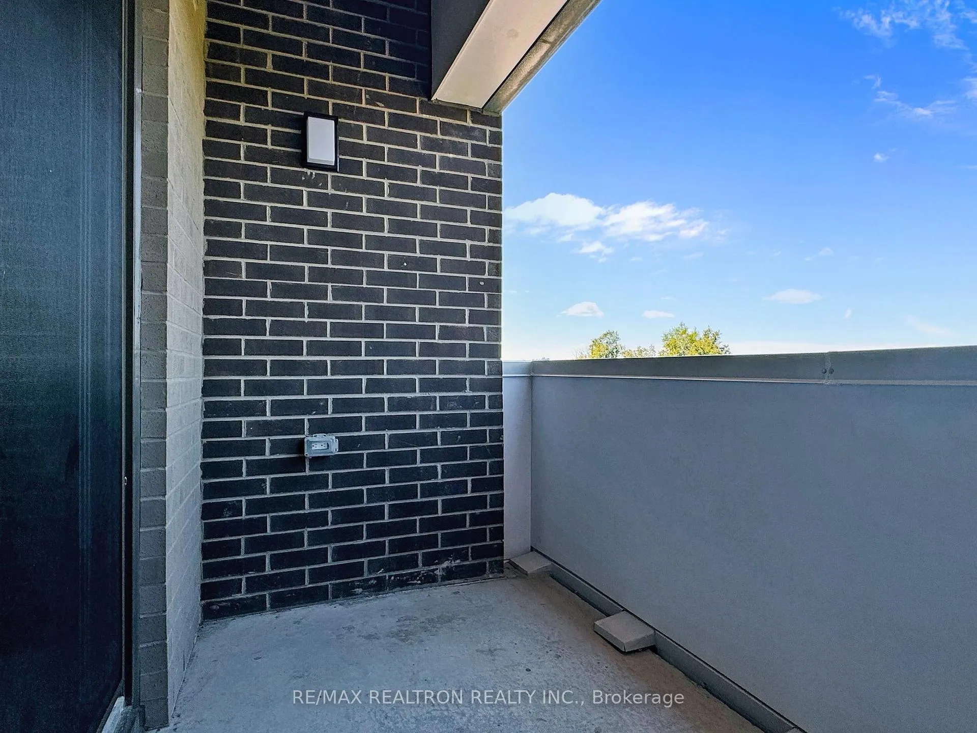 Photo 26 of Unit 413, 385 Arctic Red Drive, Oshawa, Windfields — HOMEH