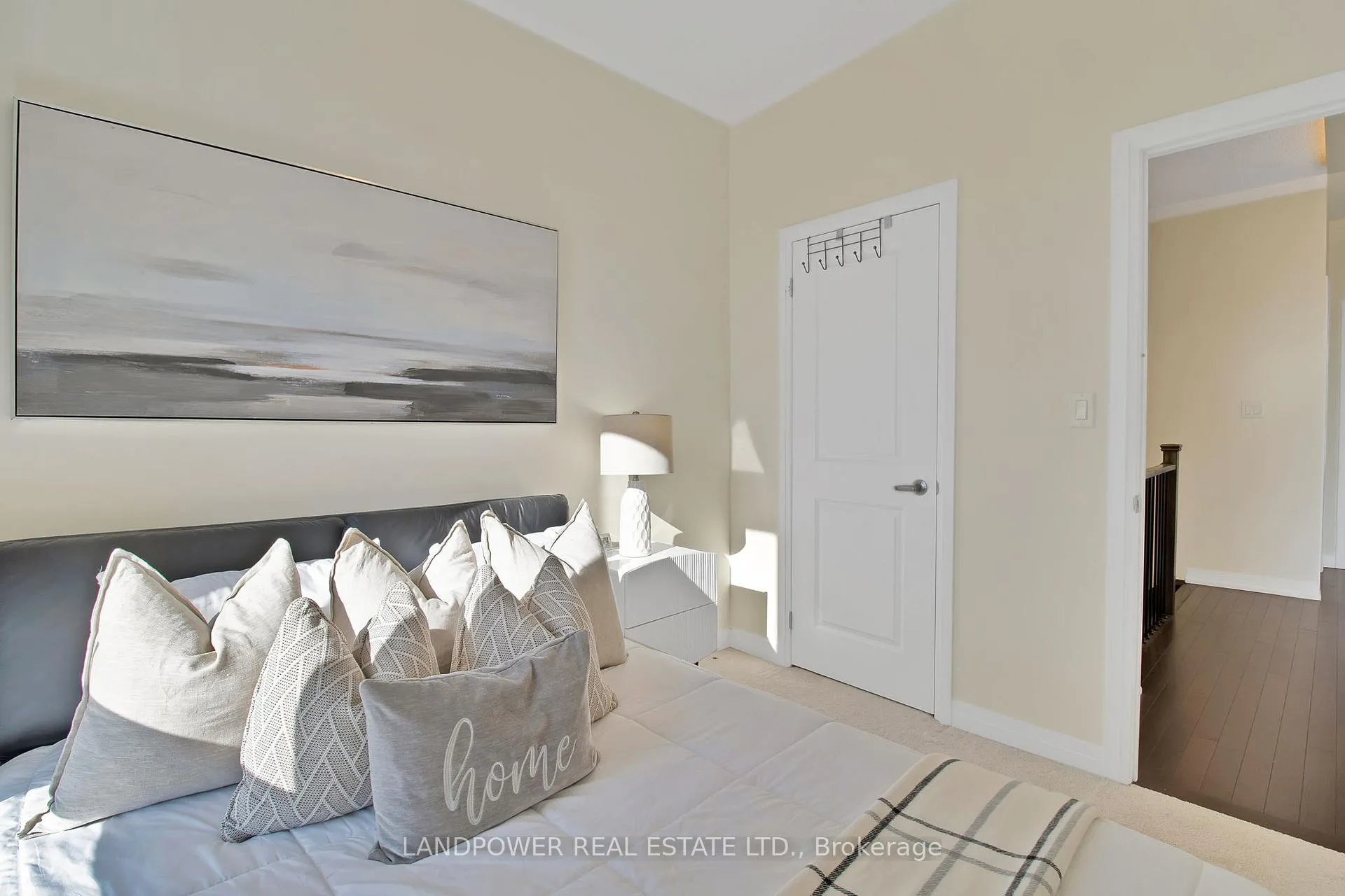 Photo 31 of 30 Lord Melborne Street, Markham, Victoria Square — HOMEH