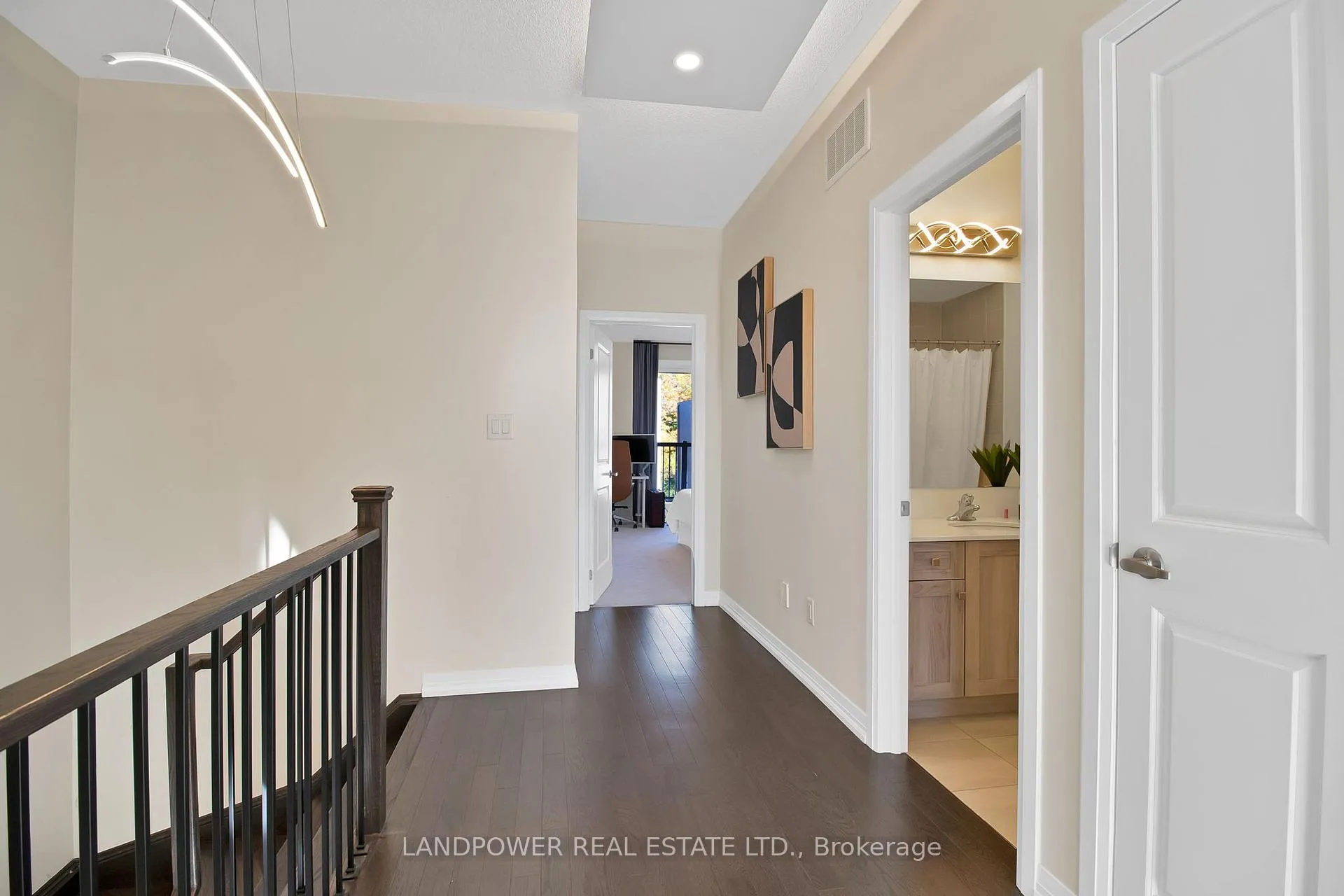 Photo 32 of 30 Lord Melborne Street, Markham, Victoria Square — HOMEH