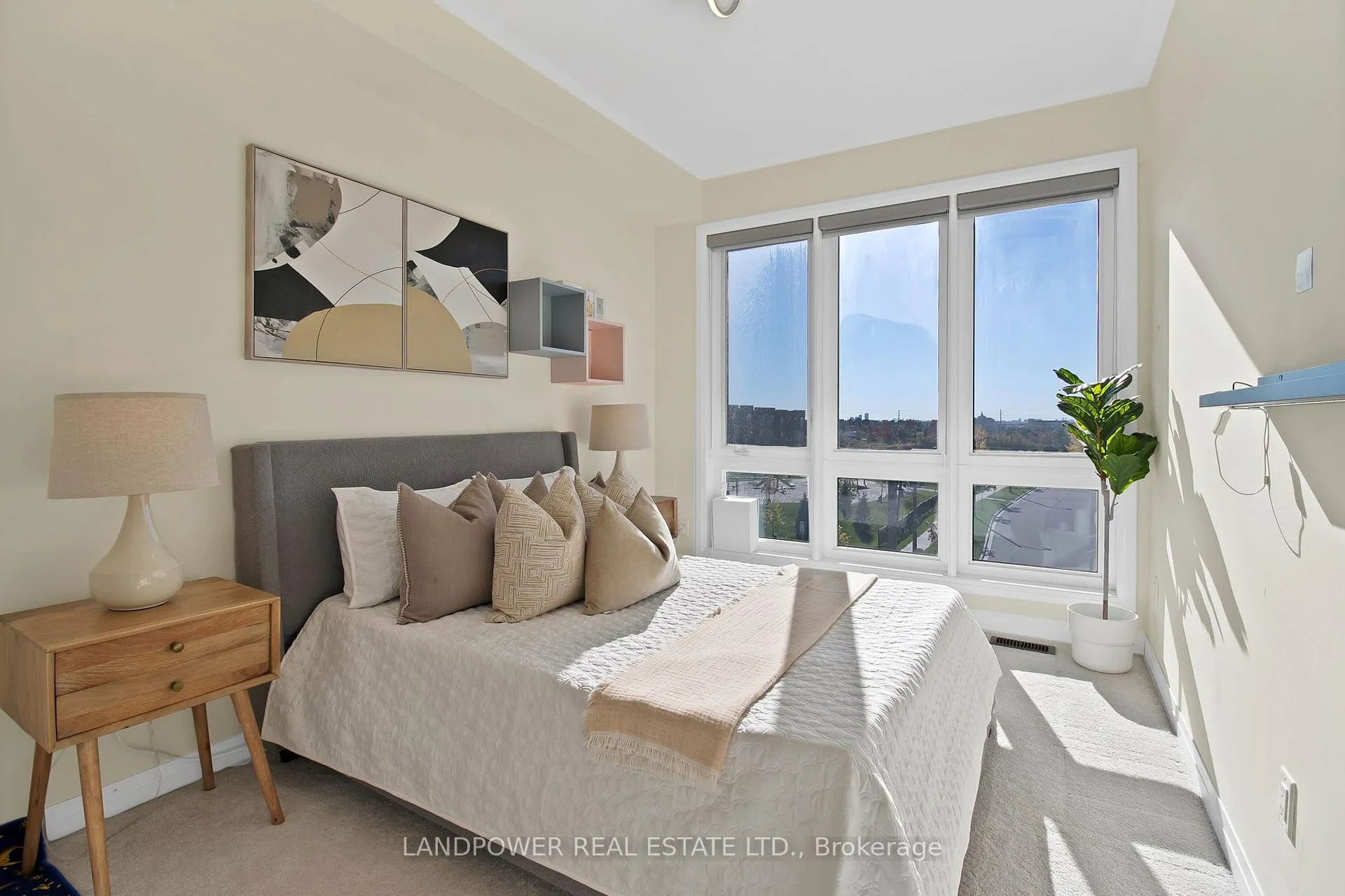 Photo 33 of 30 Lord Melborne Street, Markham, Victoria Square — HOMEH
