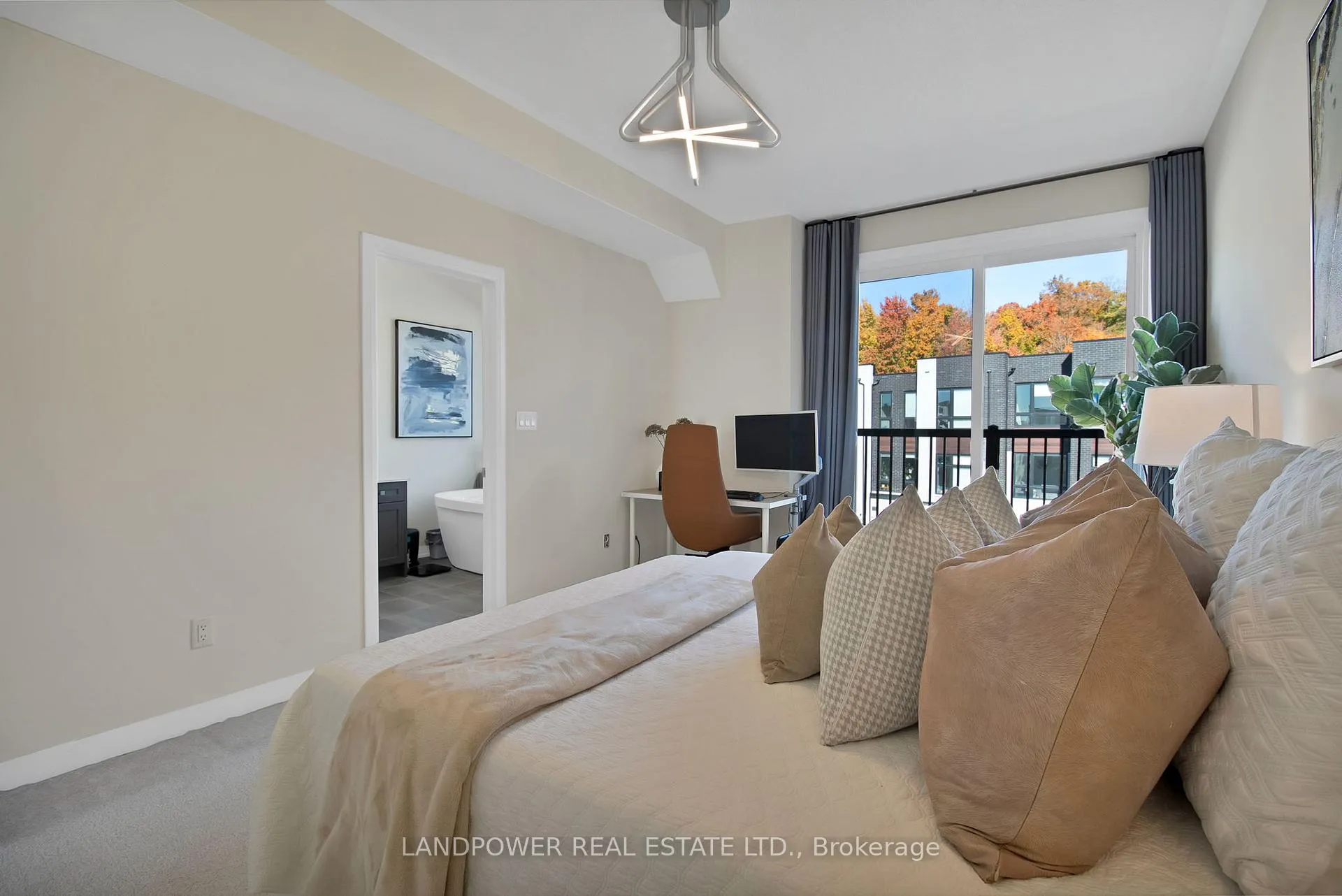 Photo 40 of 30 Lord Melborne Street, Markham, Victoria Square — HOMEH