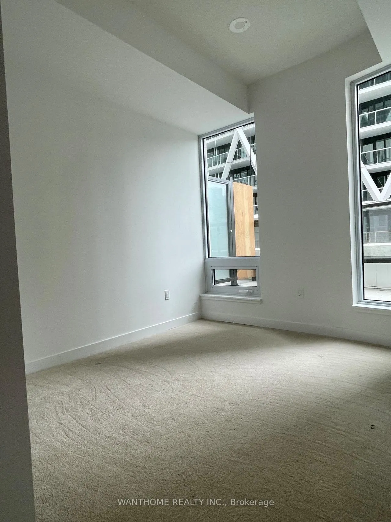 Photo 9 of Unit 708, 238 Simcoe Street, Toronto, Kensington-Chinatown — HOMEH