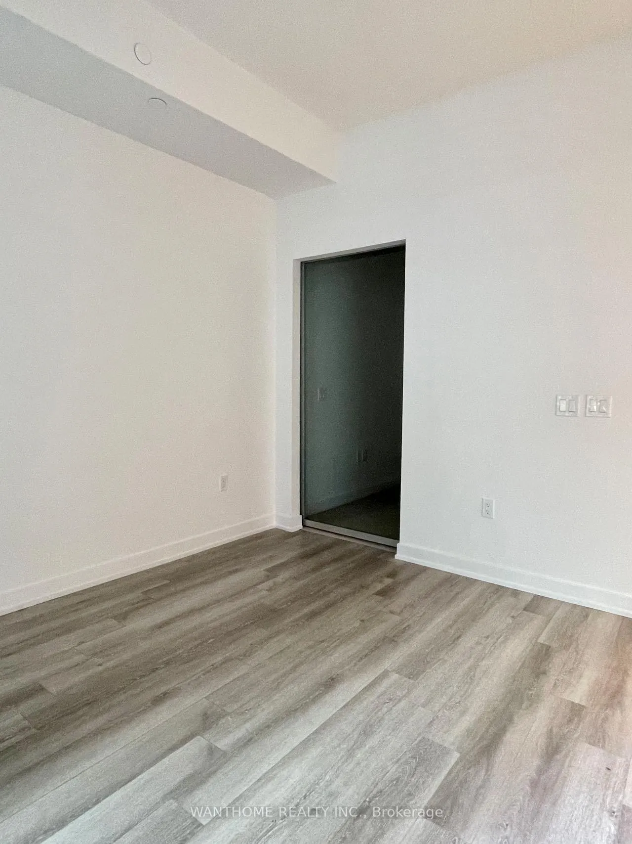 Photo 11 of Unit 708, 238 Simcoe Street, Toronto, Kensington-Chinatown — HOMEH