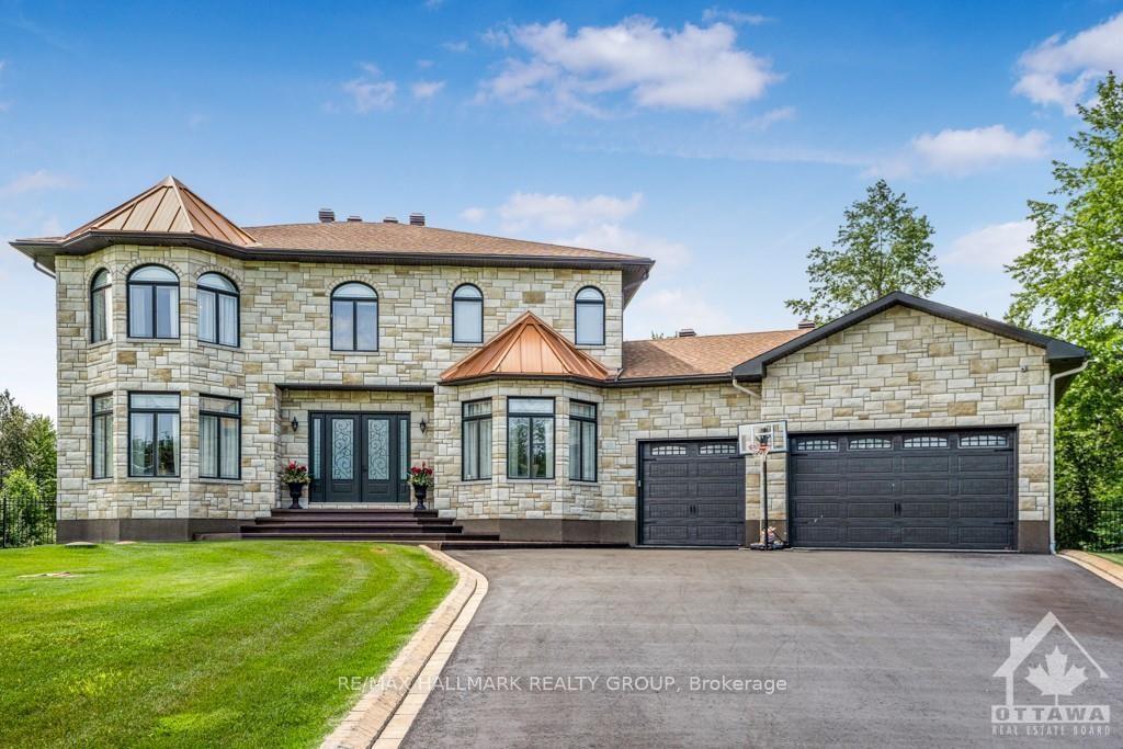 Front of 699 Ballycastle Crescent