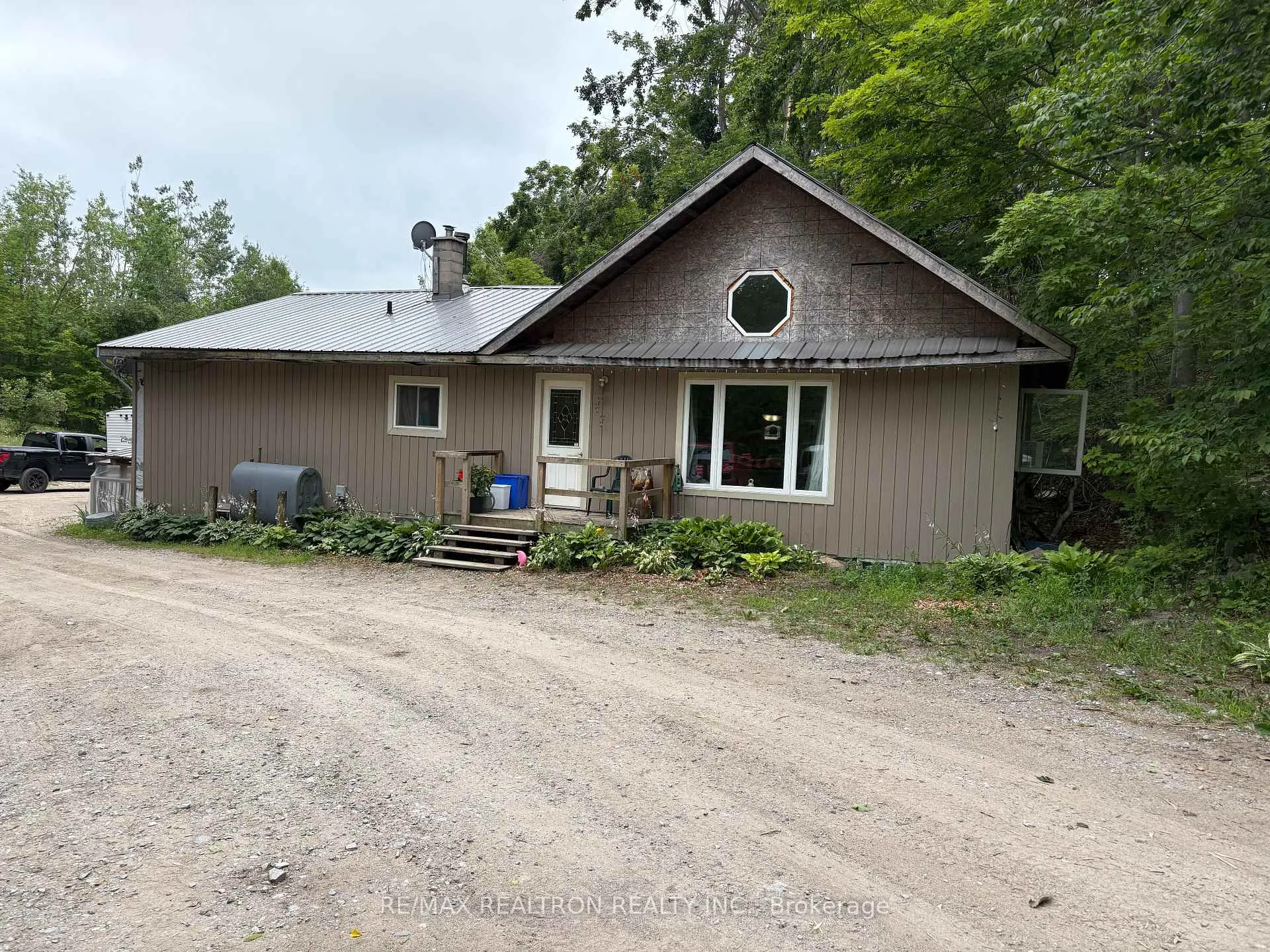 Photo 1 of 2089 Dwinnell Road, Barrie, 400 North — HOMEH