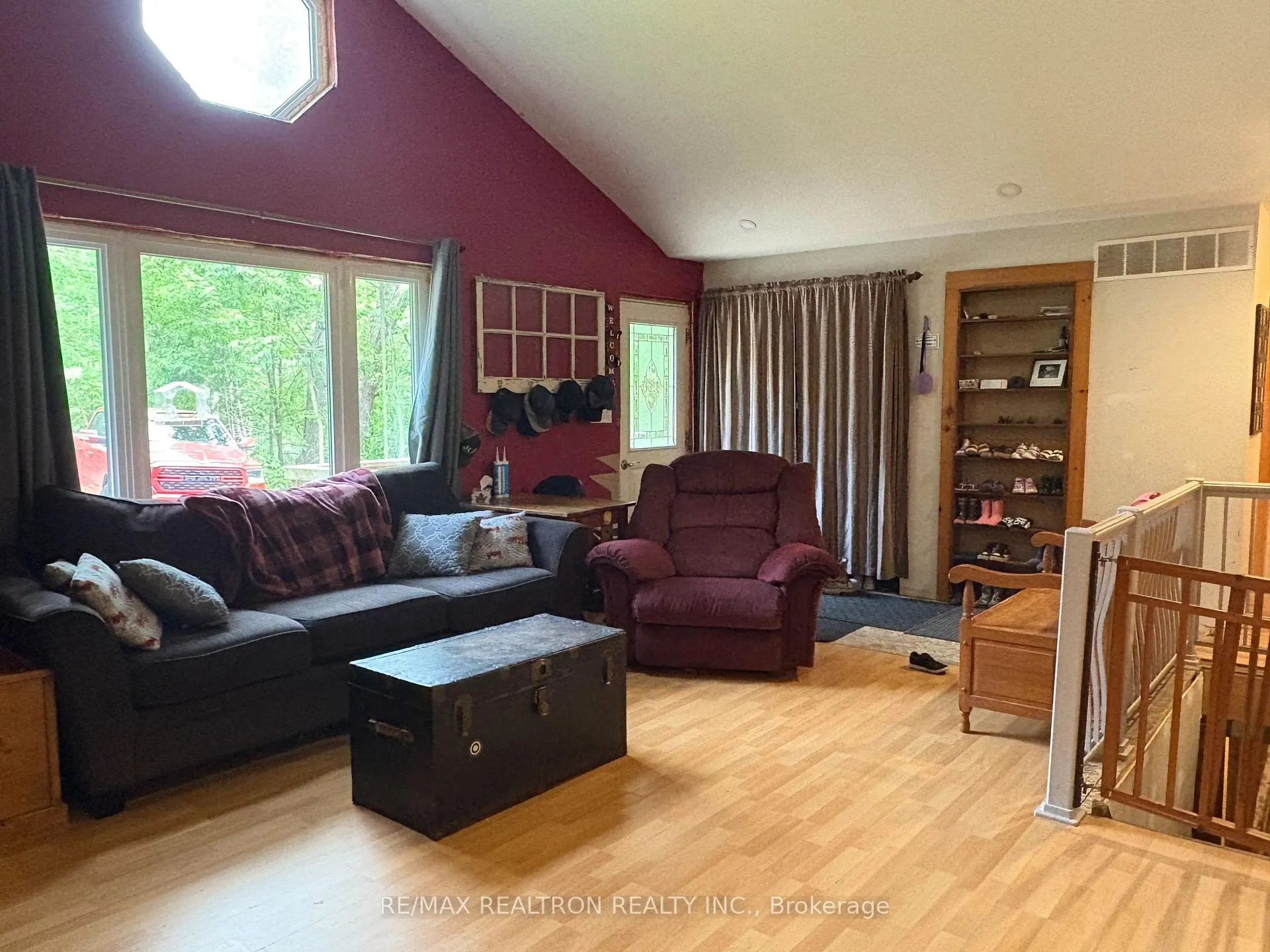 Photo 15 of 2089 Dwinnell Road, Barrie, 400 North — HOMEH