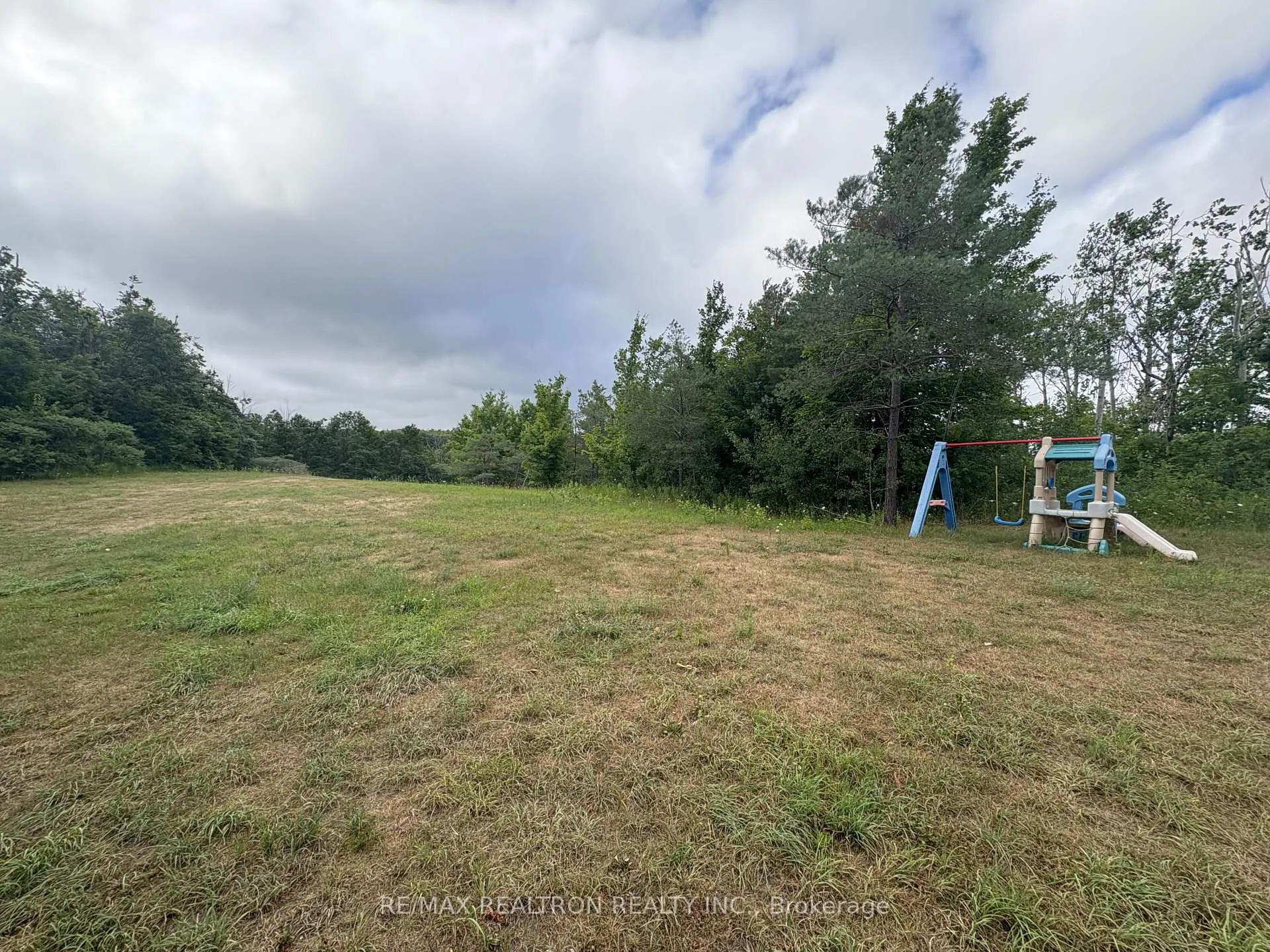 Photo 29 of 2089 Dwinnell Road, Barrie, 400 North — HOMEH