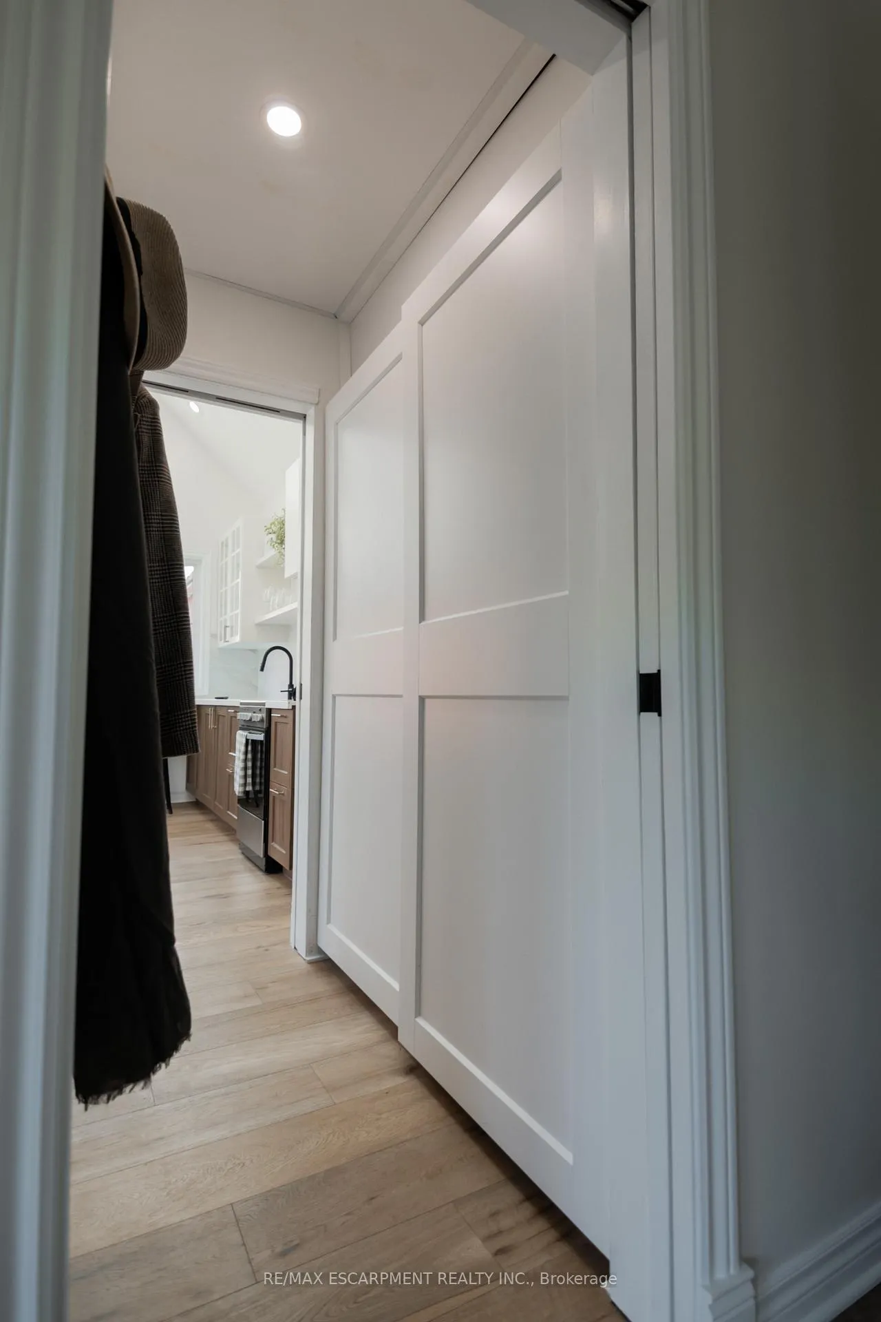 Photo 8 of Unit R, 22 Inchbury Road, Hamilton, Strathcona — HOMEH