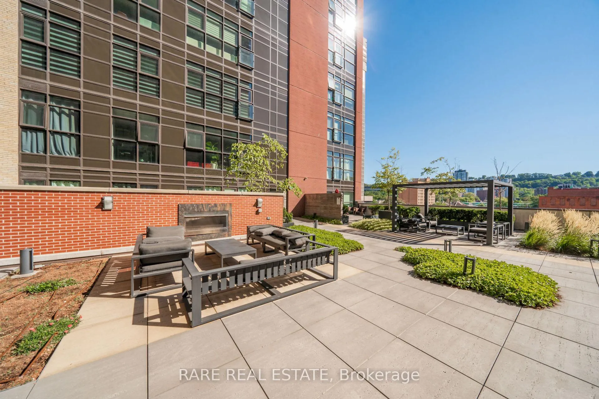Photo 14 of Unit PH07, 118 King Street E, Hamilton, Beasley — HOMEH