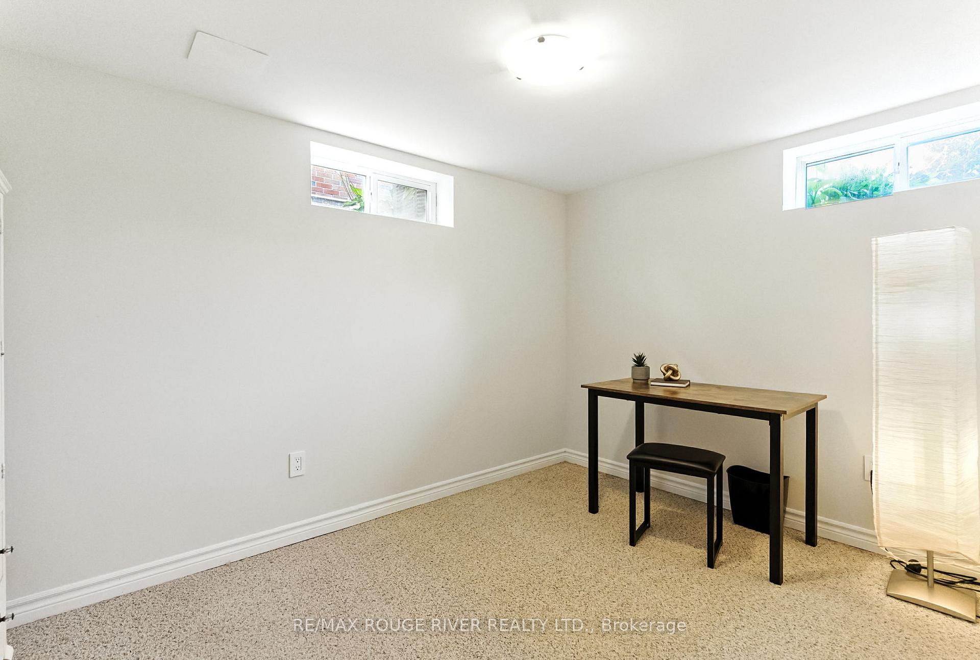 Photo 37 of 39 Southway Drive, Clarington, Bowmanville — HOMEH
