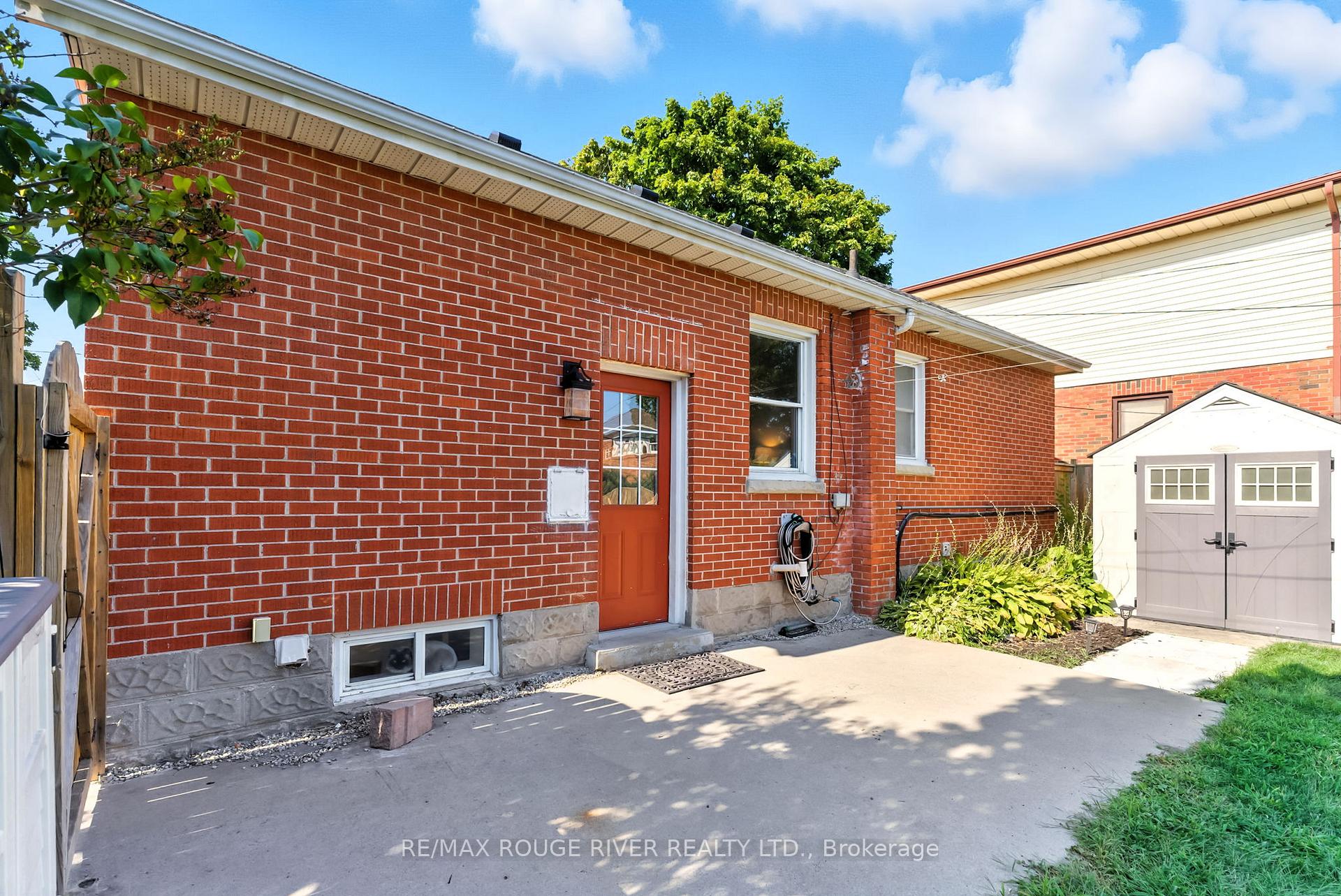 Photo 39 of 39 Southway Drive, Clarington, Bowmanville — HOMEH