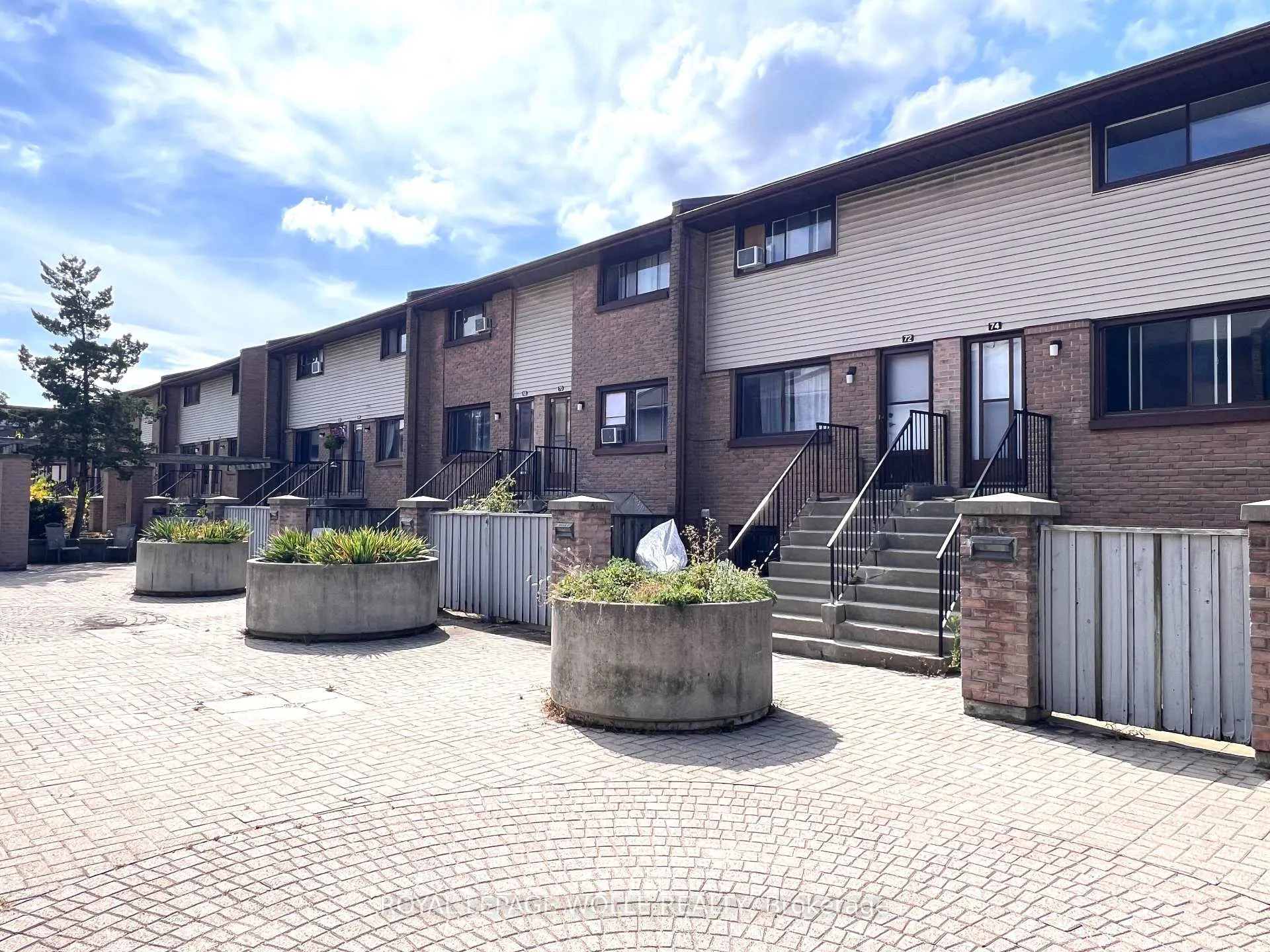Photo 1 of Unit 62, 75 Old Chicopee Drive, Kitchener — HOMEH