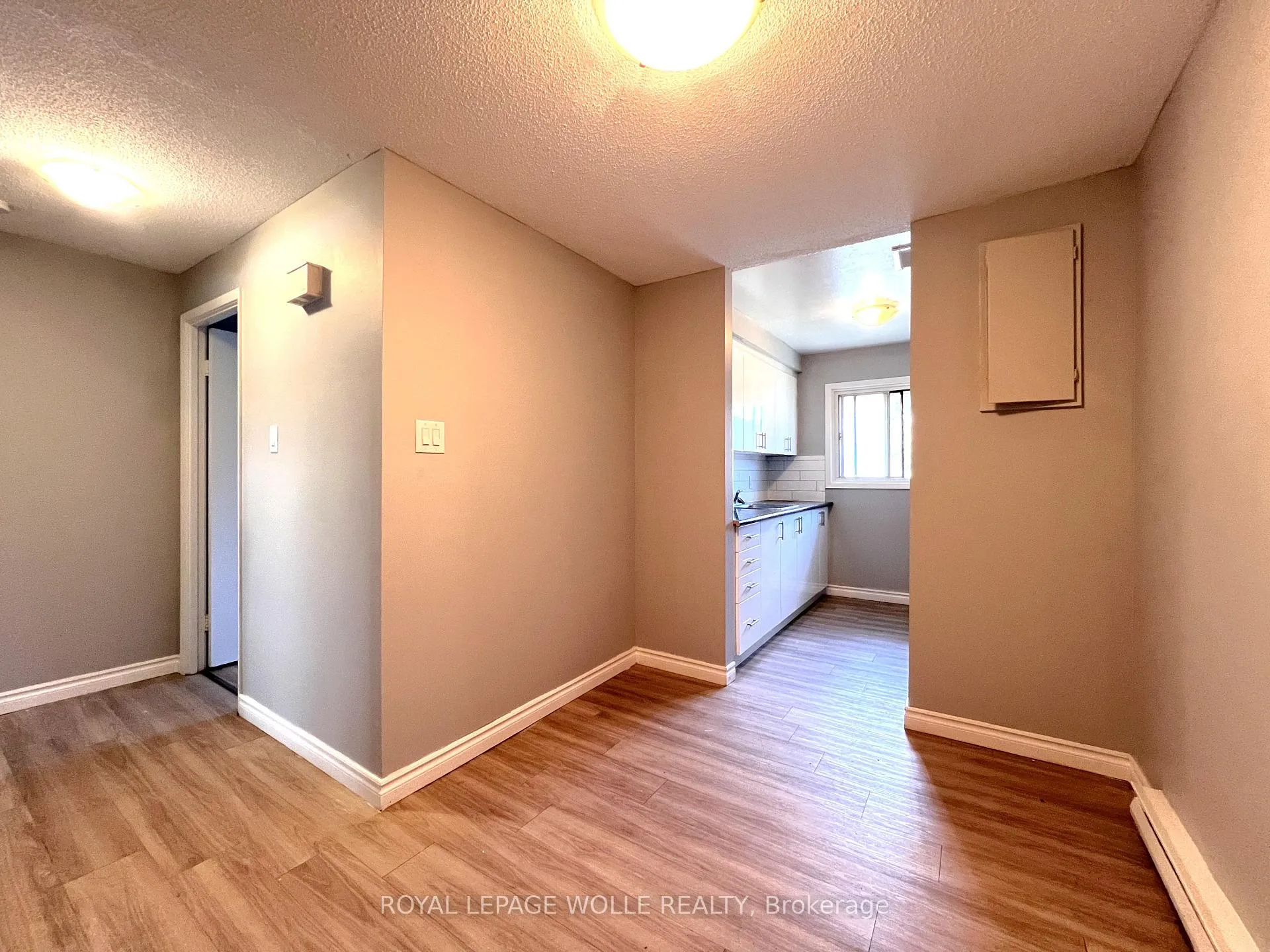 Photo 10 of Unit 62, 75 Old Chicopee Drive, Kitchener — HOMEH