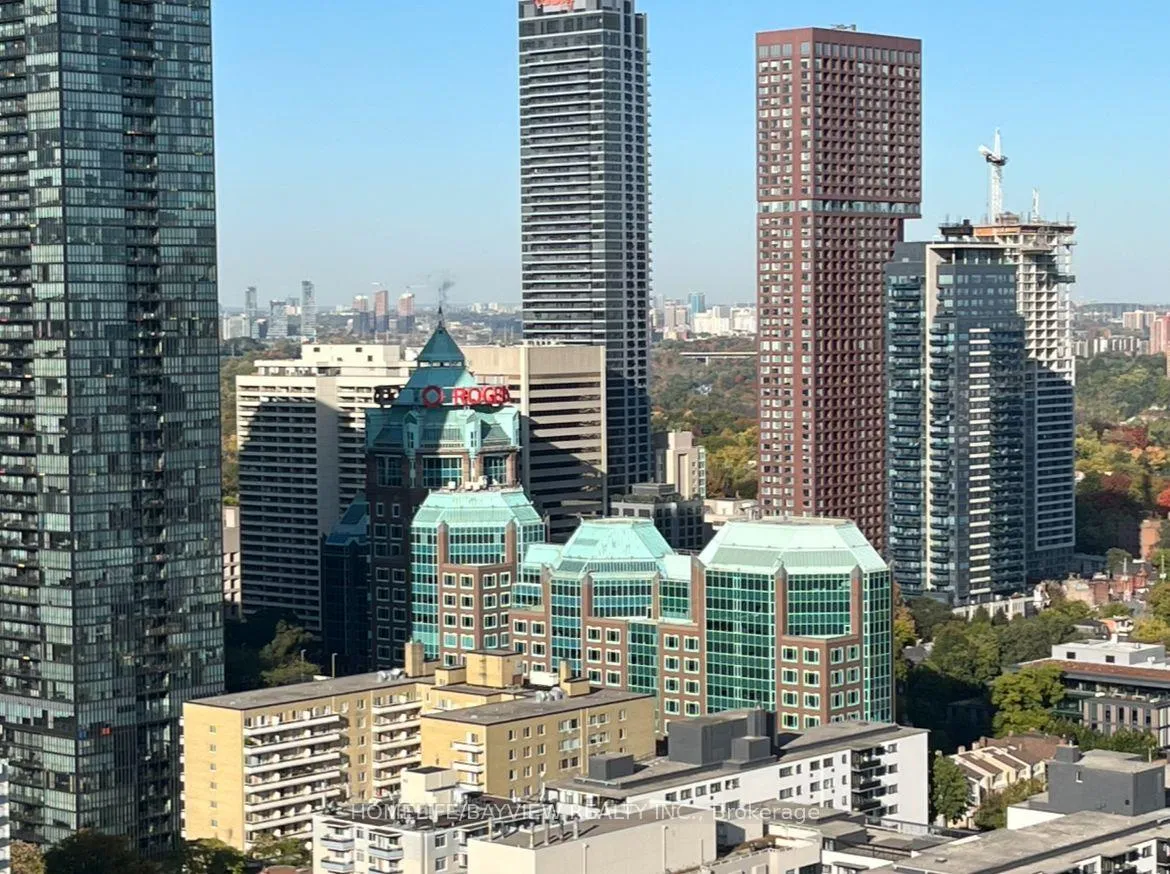 Photo 15 of Unit 4004, 50 Wellesley Street, Toronto, Church-Yonge Corridor — HOMEH