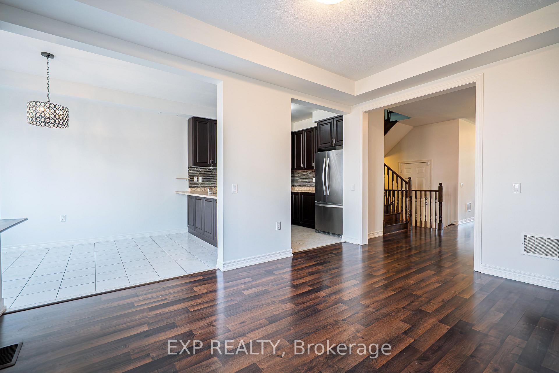 Photo 5 of 16 Blackberry Valley Crescent, Caledon, Rural Caledon — HOMEH