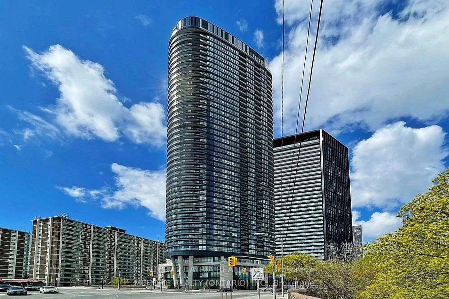 Front of Unit 3219, 585 Bloor Street E