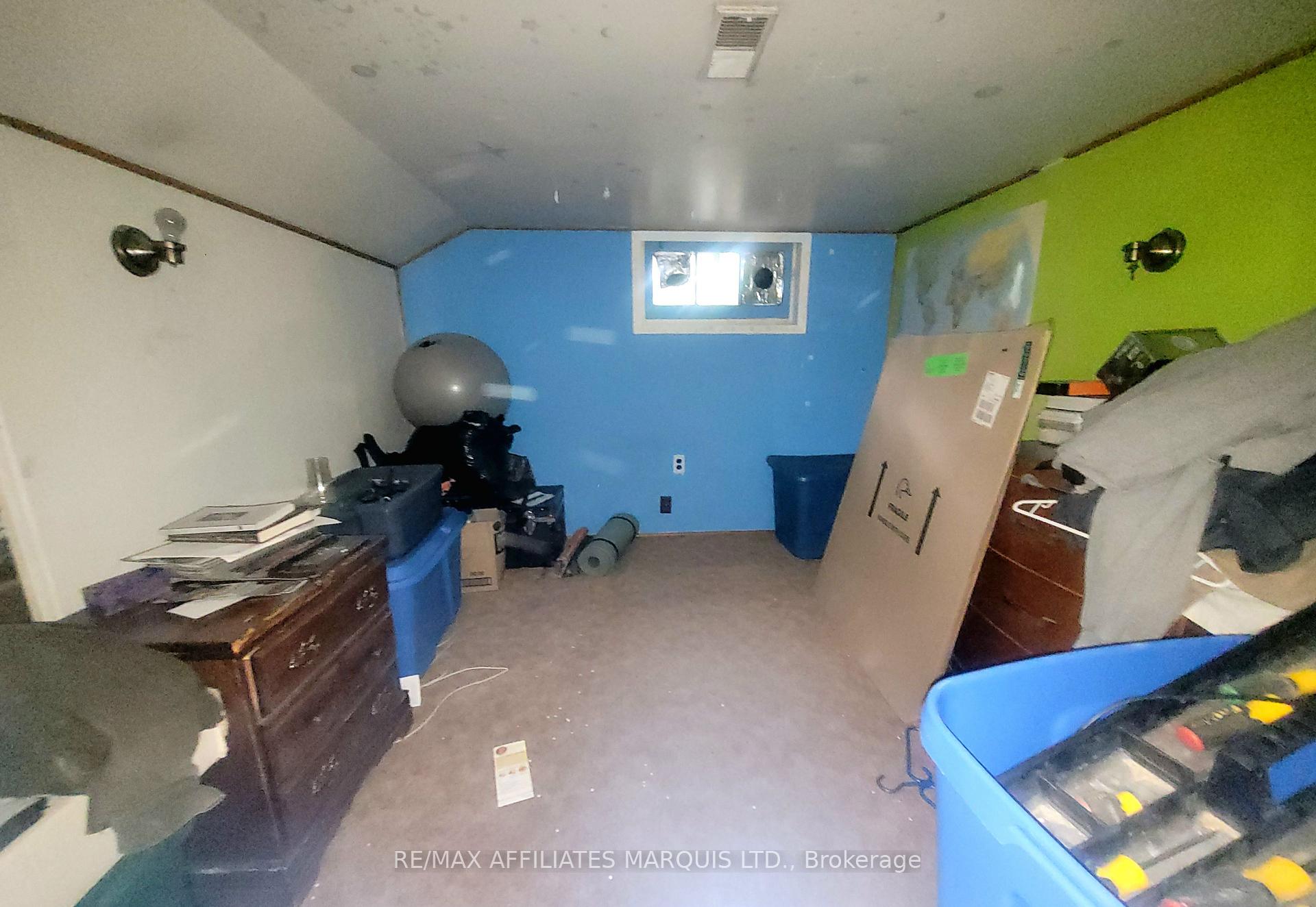 Photo 12 of 264 Twelfth Street W, Cornwall — HOMEH